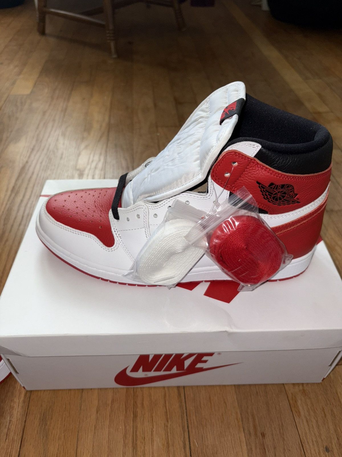 Jordan Brand × Nike Air Jordan 1 Retro High OG Heritage Size US 11.5 / EU 44-45 - 10 Thumbnail