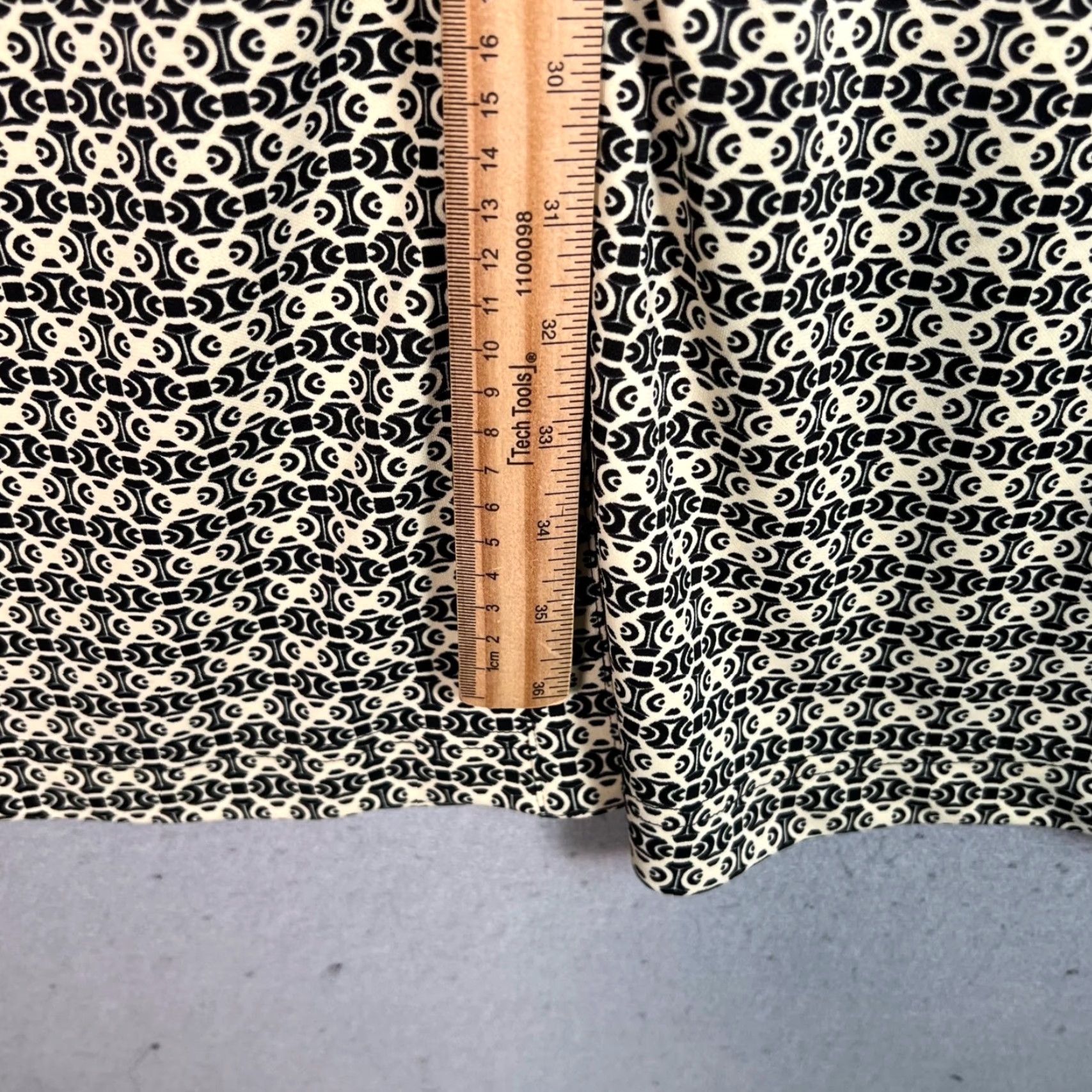 Express Express Womens Shirt Dress 3/4 Sleeve Black Cream Geometric Button-Down Knee Length A-Line Vintage 3/4 Size Size XS / US 0-2 / IT 36-38 - 6 Thumbnail