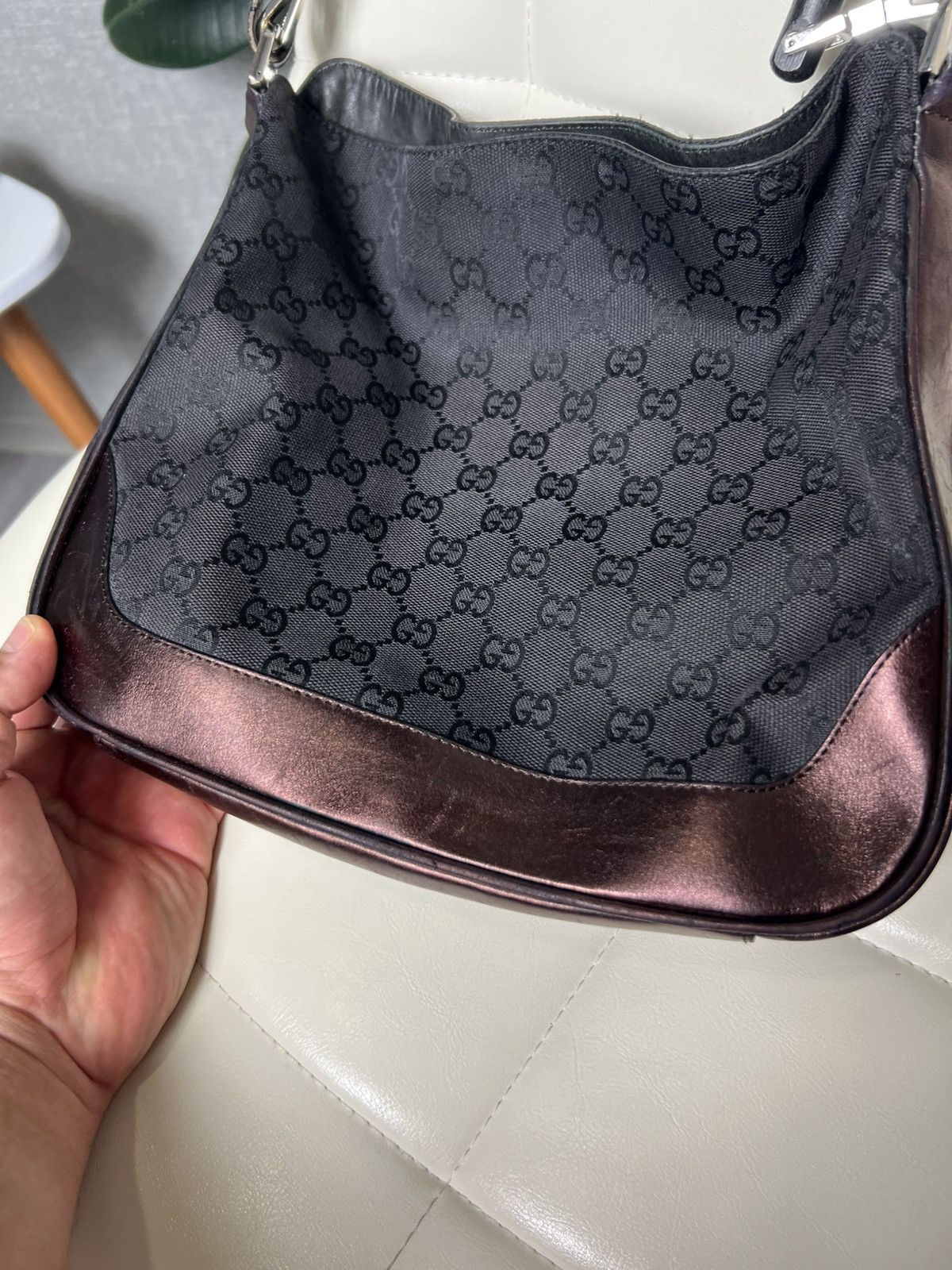 Gucci Vintage Gucci GG Monogram Canvas Bambo Shoulder Handle Bag Size ONE SIZE - 4 Thumbnail