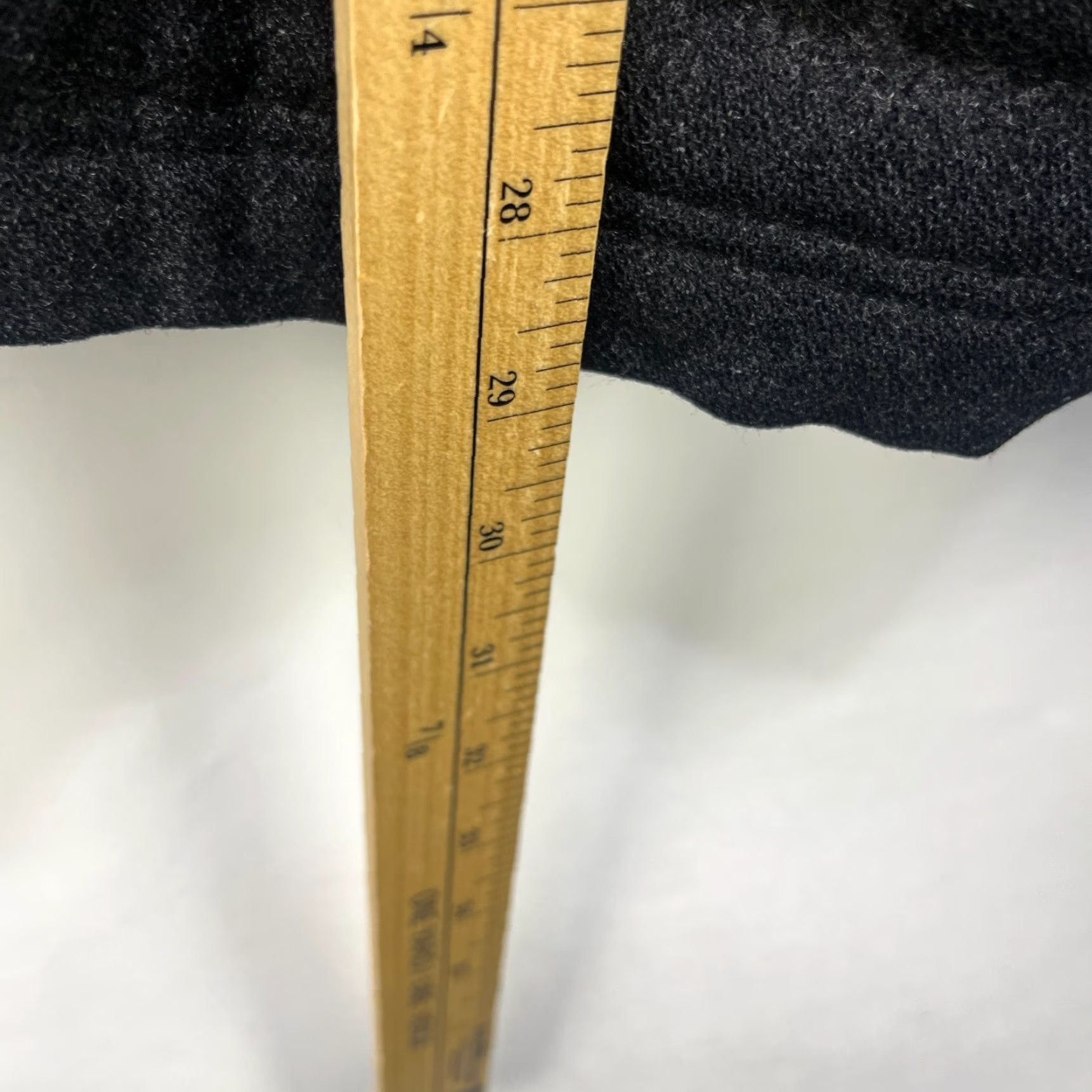 Abercrombie & Fitch VINTAGE Abercrombie & Fitch Men’s Gray Wool Blend Full Zip Jacket Coat L Large Gray Regular Wool Jacket Full Zip Pea Coat Western Casual Mens Size US L / EU 52-54 / 3 - 7 Thumbnail