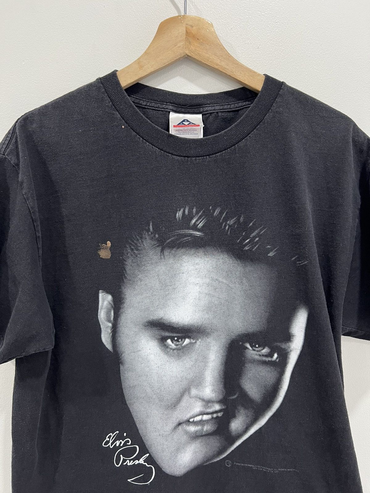 Band Tees × Vintage Vintage Elvis Presley Tee Shirt Big Face 2003 Size US L / EU 52-54 / 3 - 2 Thumbnail