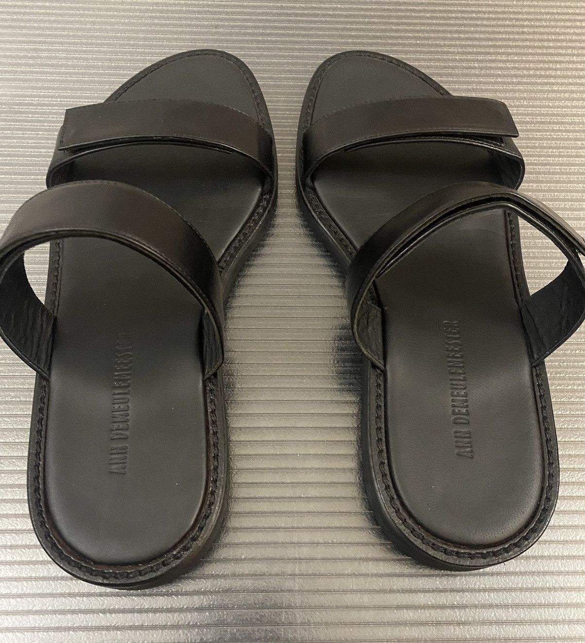Ann Demeulemeester Ann Demeulemeester 🇮🇹 black leather dual band Sandals 42 NEW Size US 9 / EU 42 - 3 Thumbnail