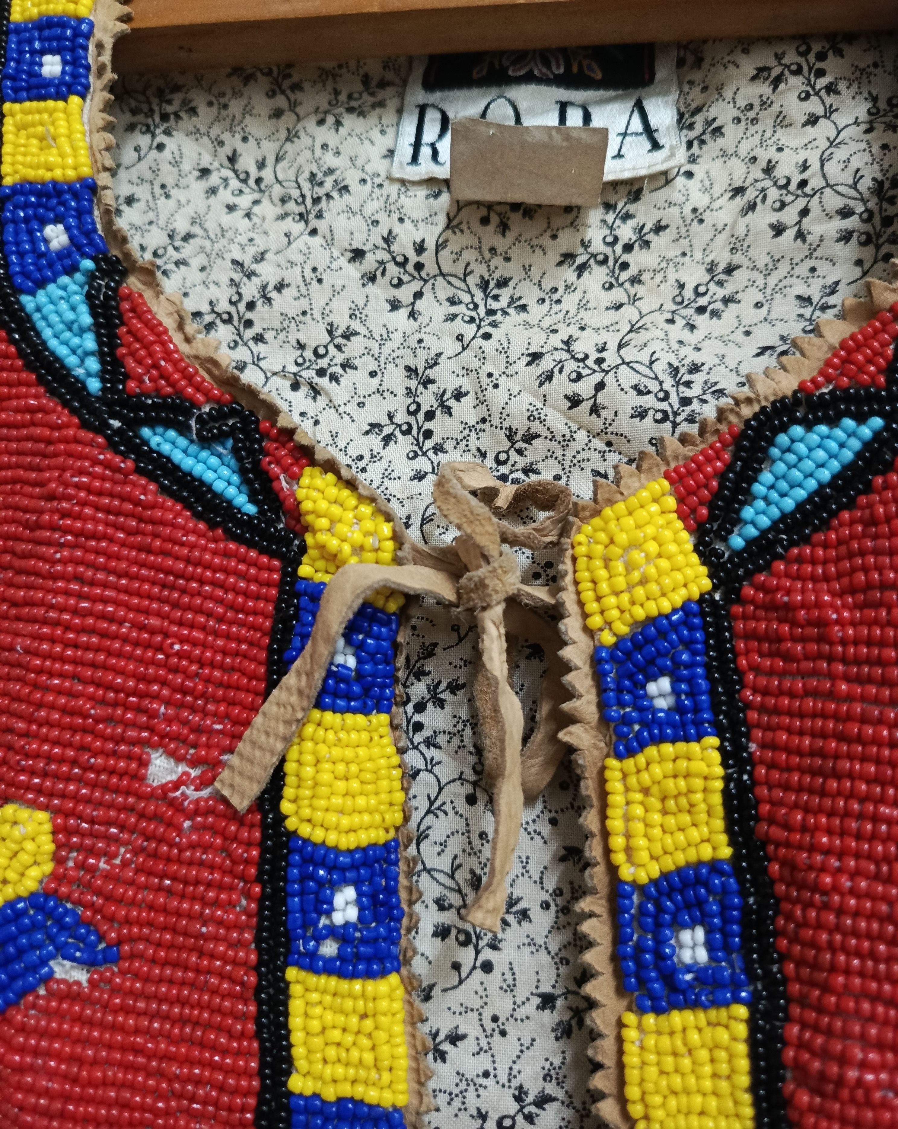 Other 80's LimitedEdition Hairston Roberson Beaded Vest Native Art Size ONE SIZE - 7 Thumbnail