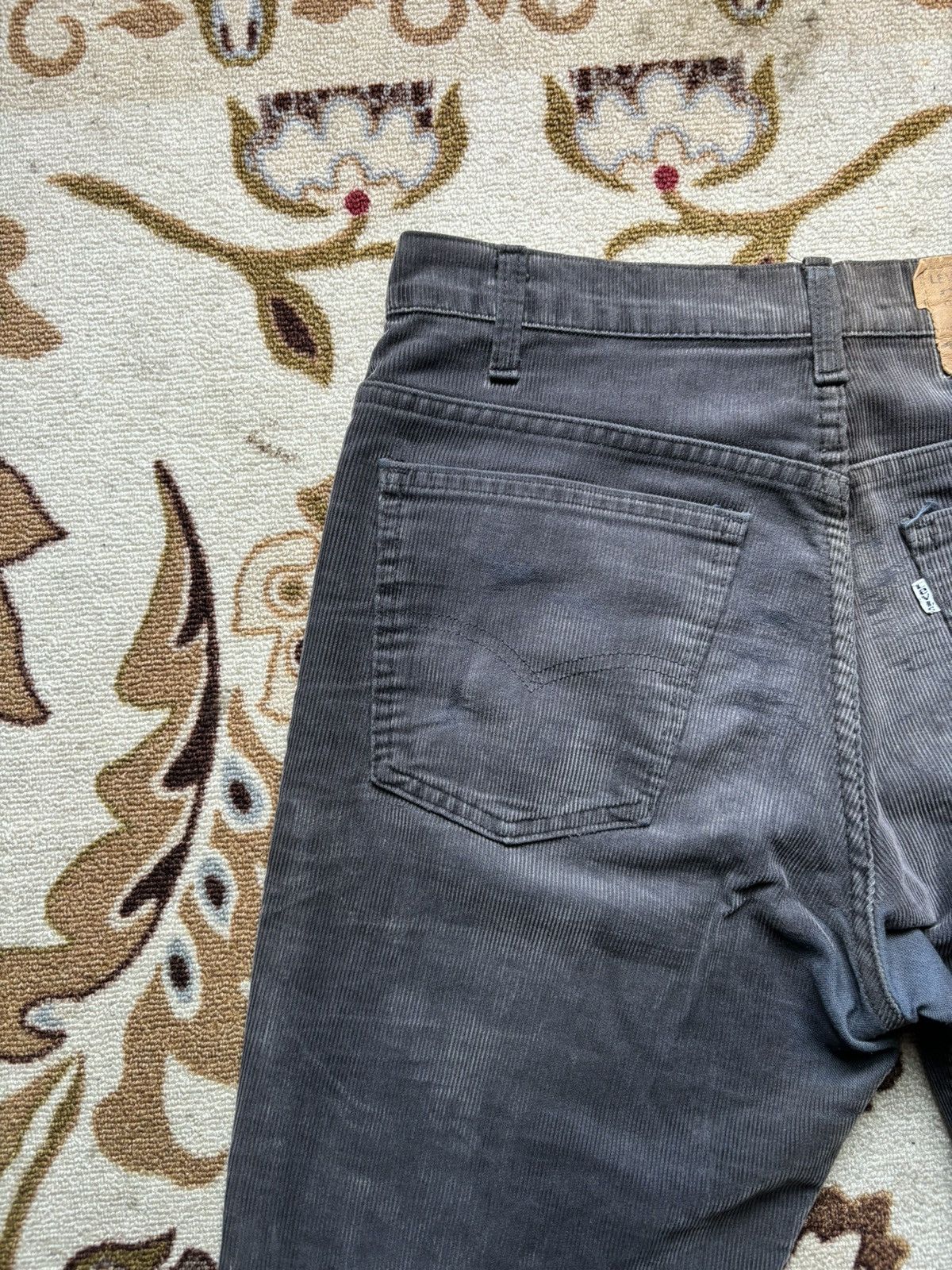 Levi's × Vintage Grey Levi Corduroy flares Size US 32 / EU 48 - 8 Thumbnail