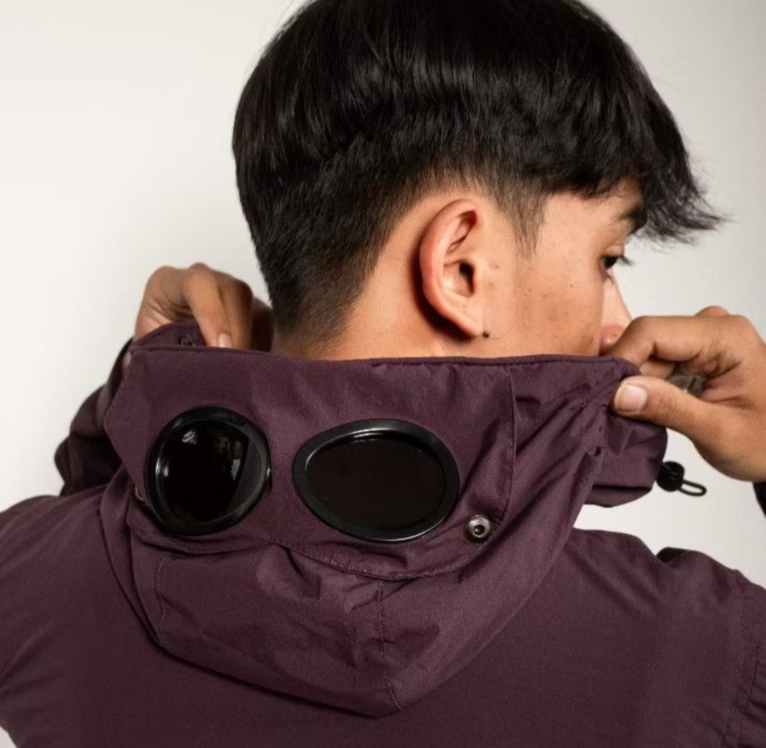 Japanese Brand 💥Casual maroon lens hoodie jacket Size US M / EU 48-50 / 2 - 5 Thumbnail