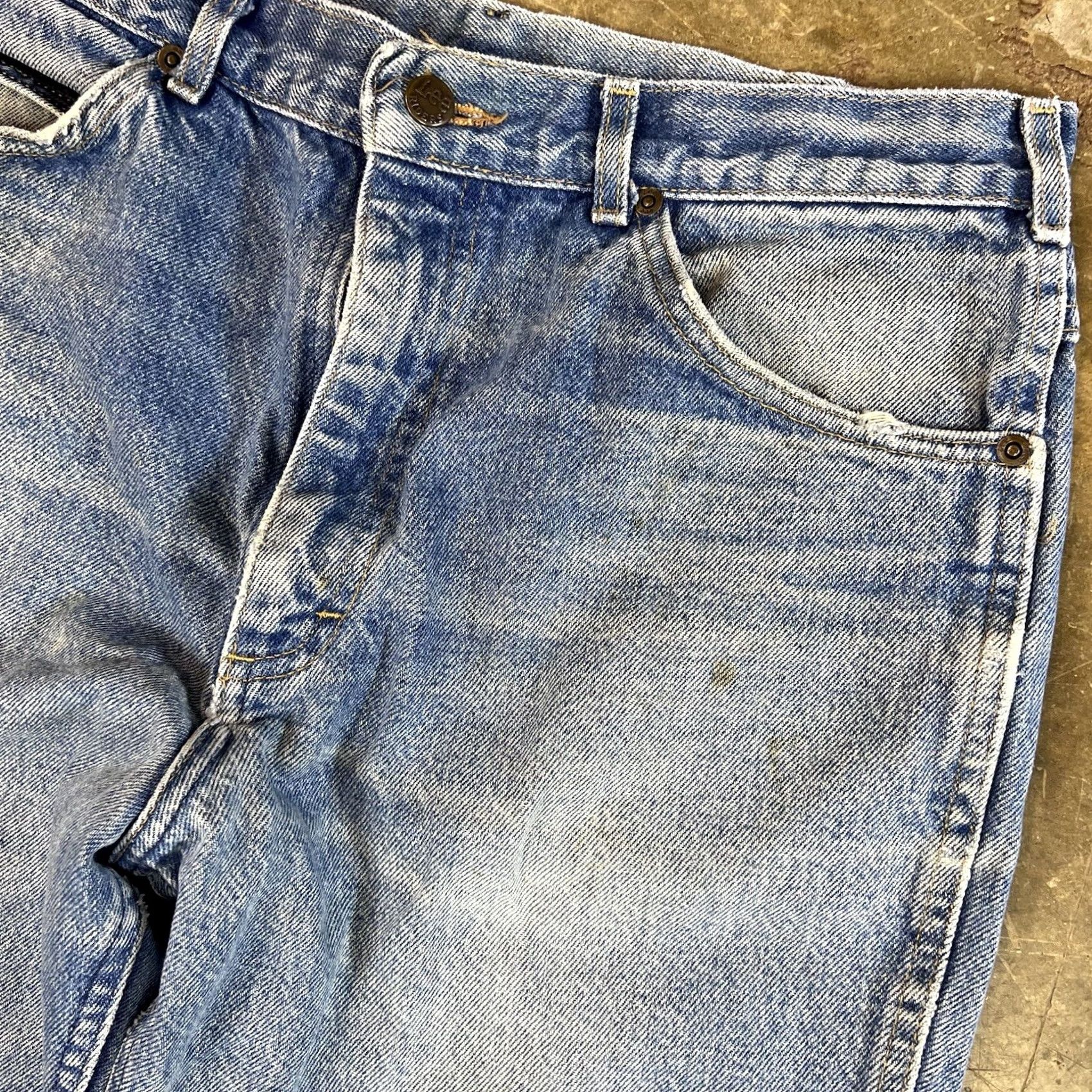 Lee VINTAGE Lee Jeans Womens 90s High Waist Straight Blue Denim 31x30 Meas 31x30 Sex? (remove) Size 24" / US 00 / IT 34 - 5 Thumbnail