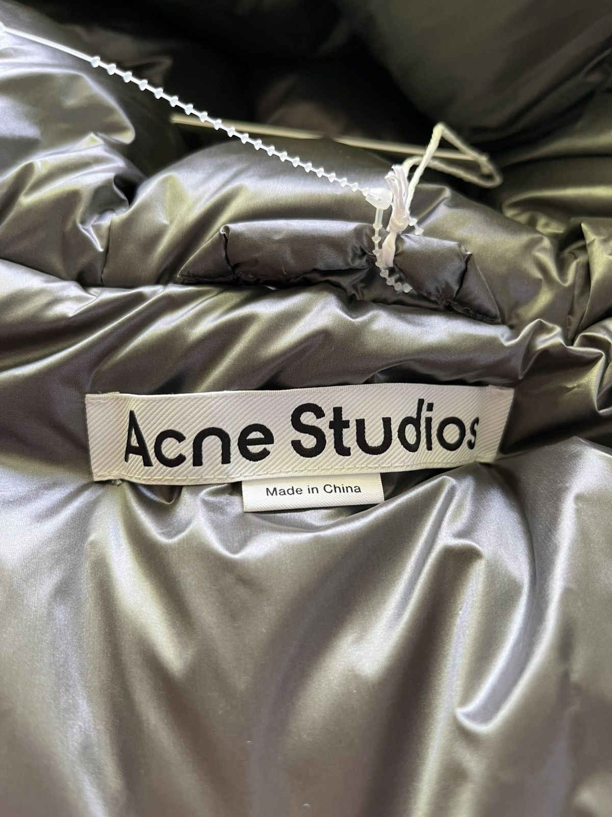 Acne Studios Acne Studios puffer jacket AW/22 Size US L / EU 52-54 / 3 - 13 Thumbnail