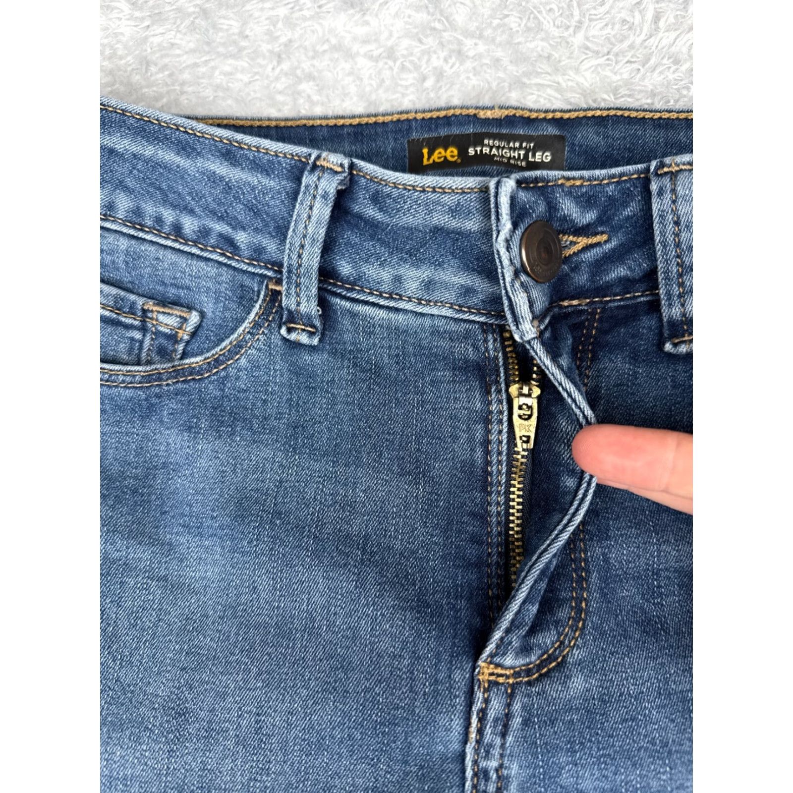Lee Lee Jeans Junior 3 Blue Denim Regular Fit Straight Leg Mid Rise 27x28 Size 26" / US 2 / IT 38 - 5 Thumbnail