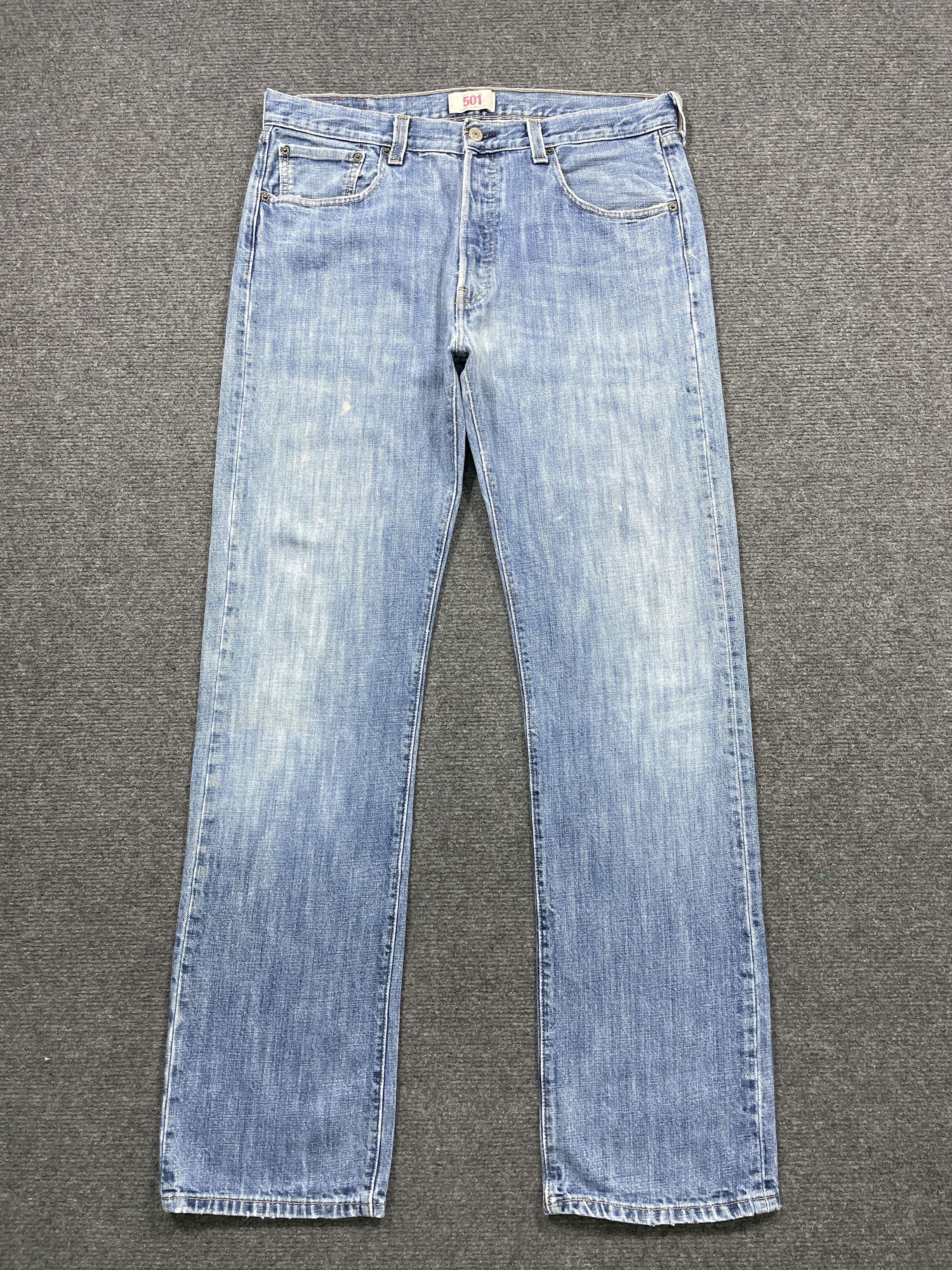 image of Levis 501 Faded Blue Jeans 35X33 in Blue Denim, Men's