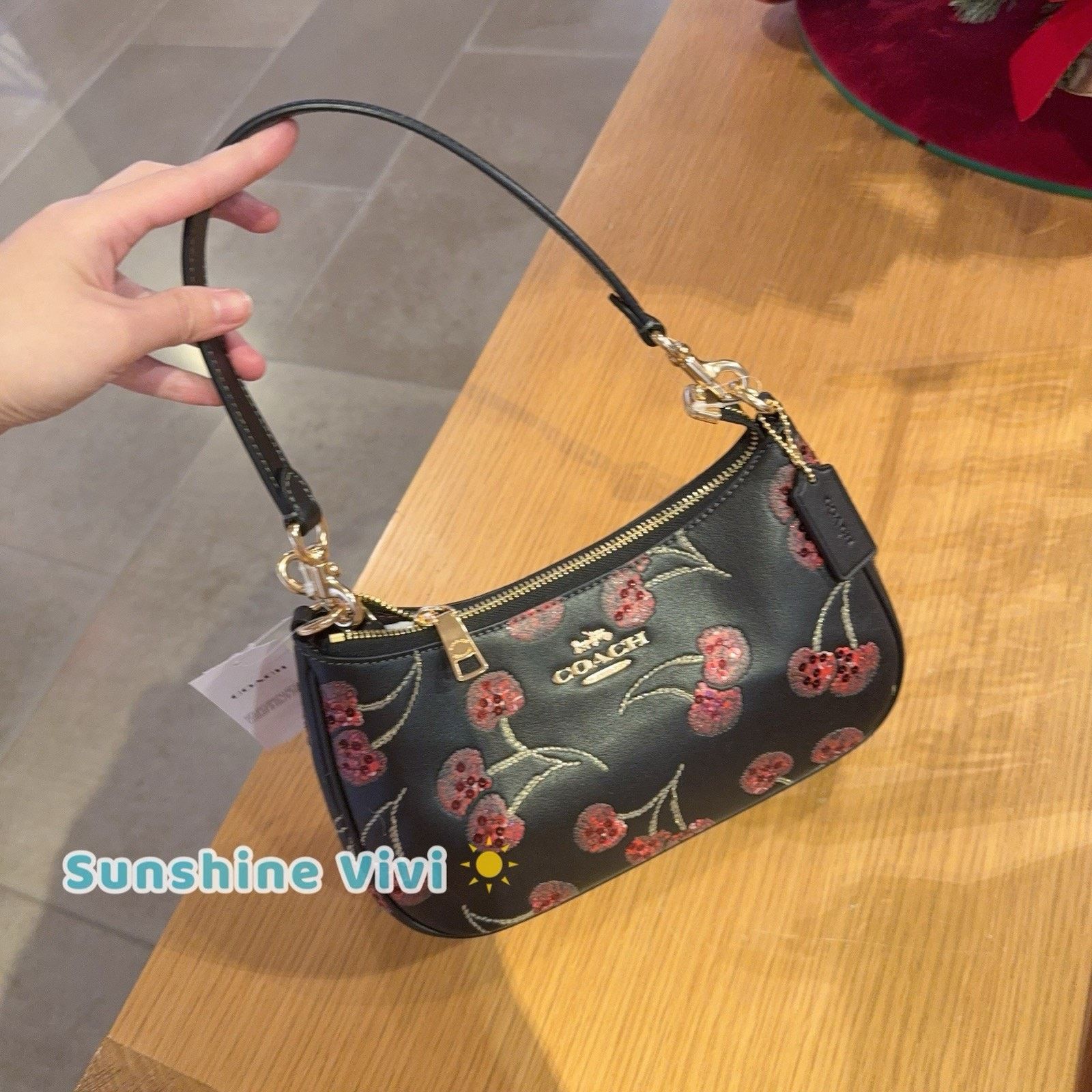 Coach NWT Coach Teri Shoulder Bag Cherry CCZ16 Gold/Black Multi Size ONE SIZE - 1 Thumbnail