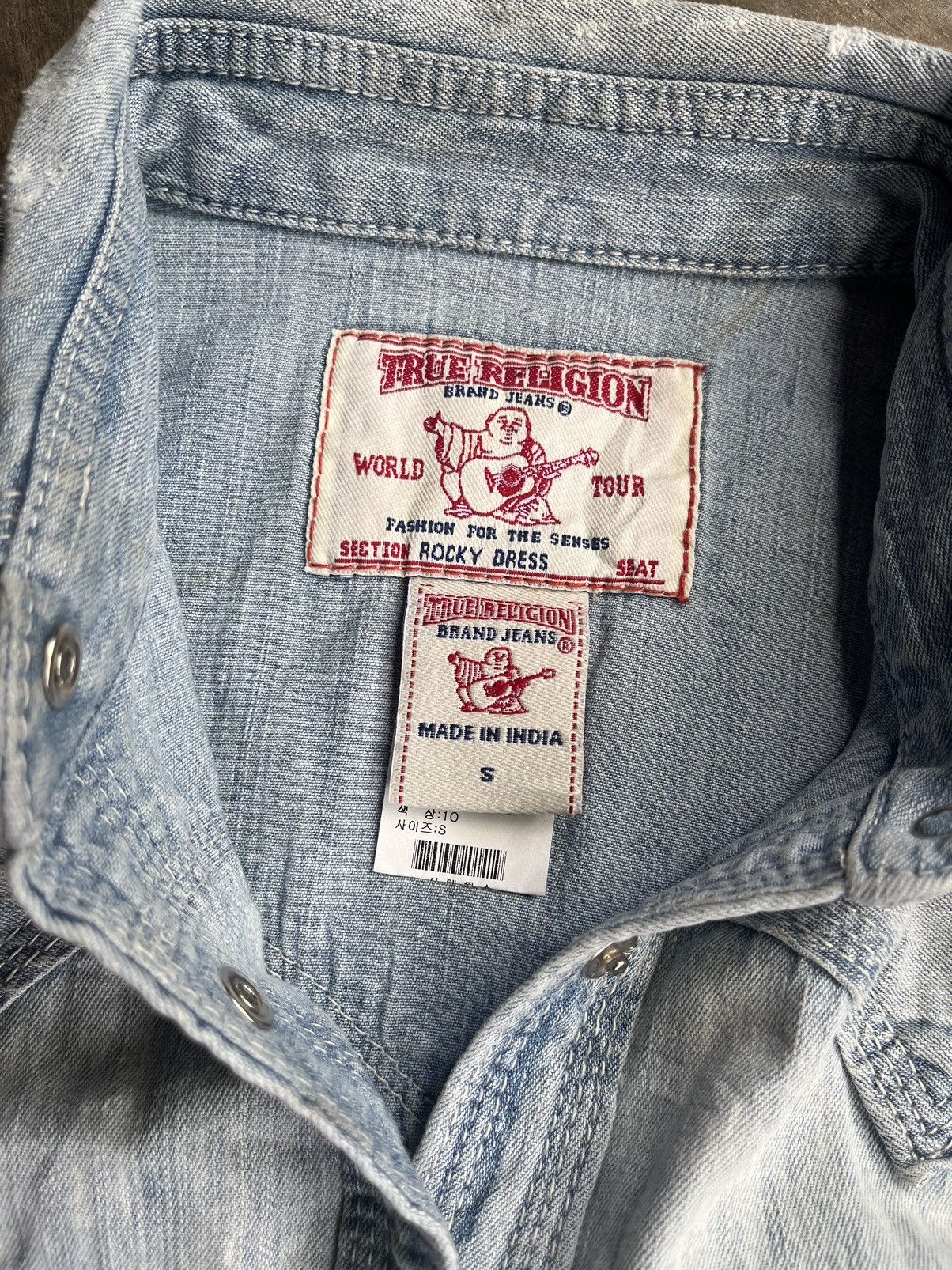 If Six Was Nine × Le Grande Bleu (L.G.B.) × True Religion TRUE RELIGION ROBE DISTRESSED DENIM BUTTON SHIRTS Size US S / EU 44-46 / 1 - 9 Thumbnail