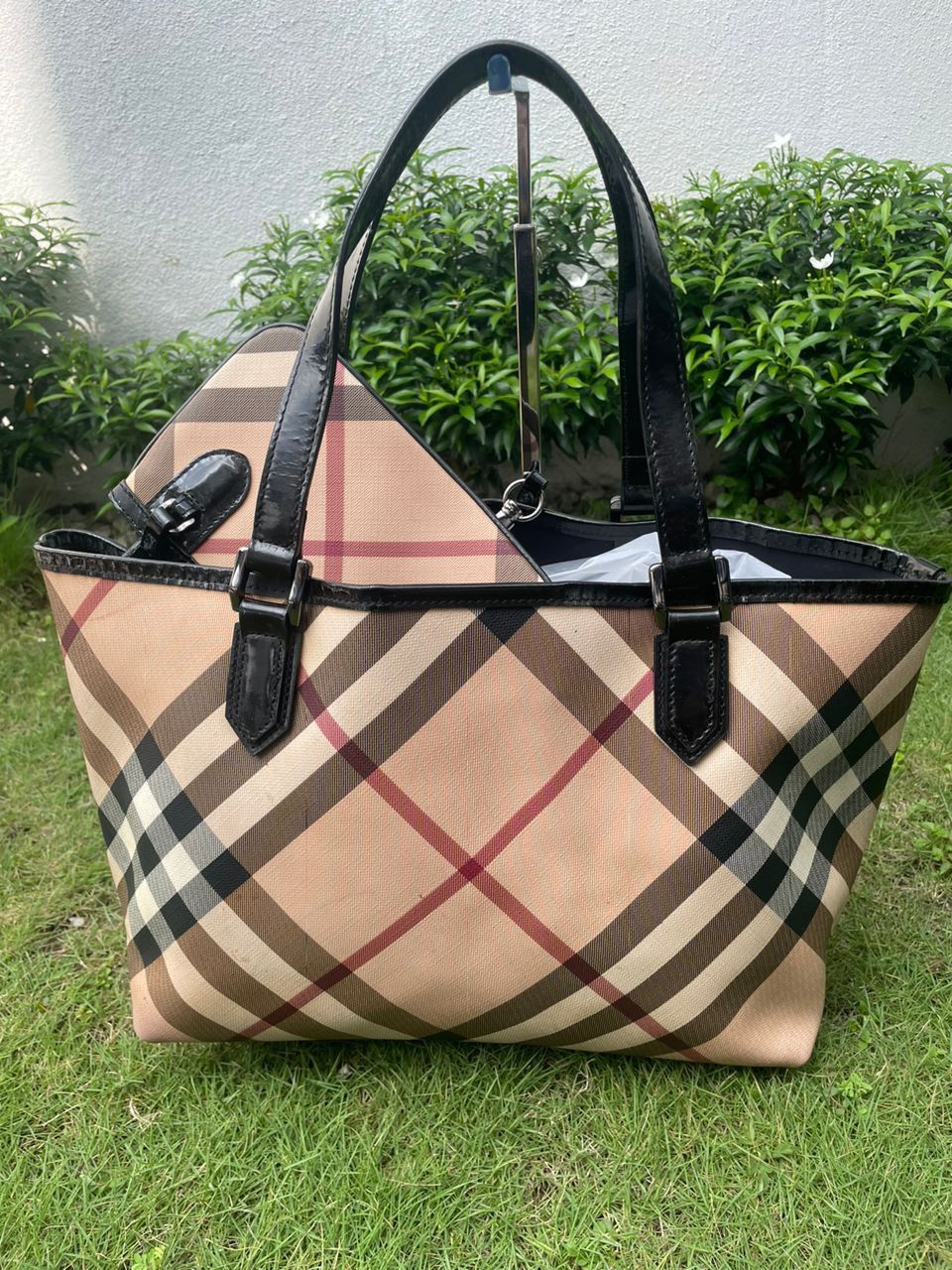 Burberry Authentic Burberry Nova Check Tote Shoulder Bag Size ONE SIZE - 10 Thumbnail