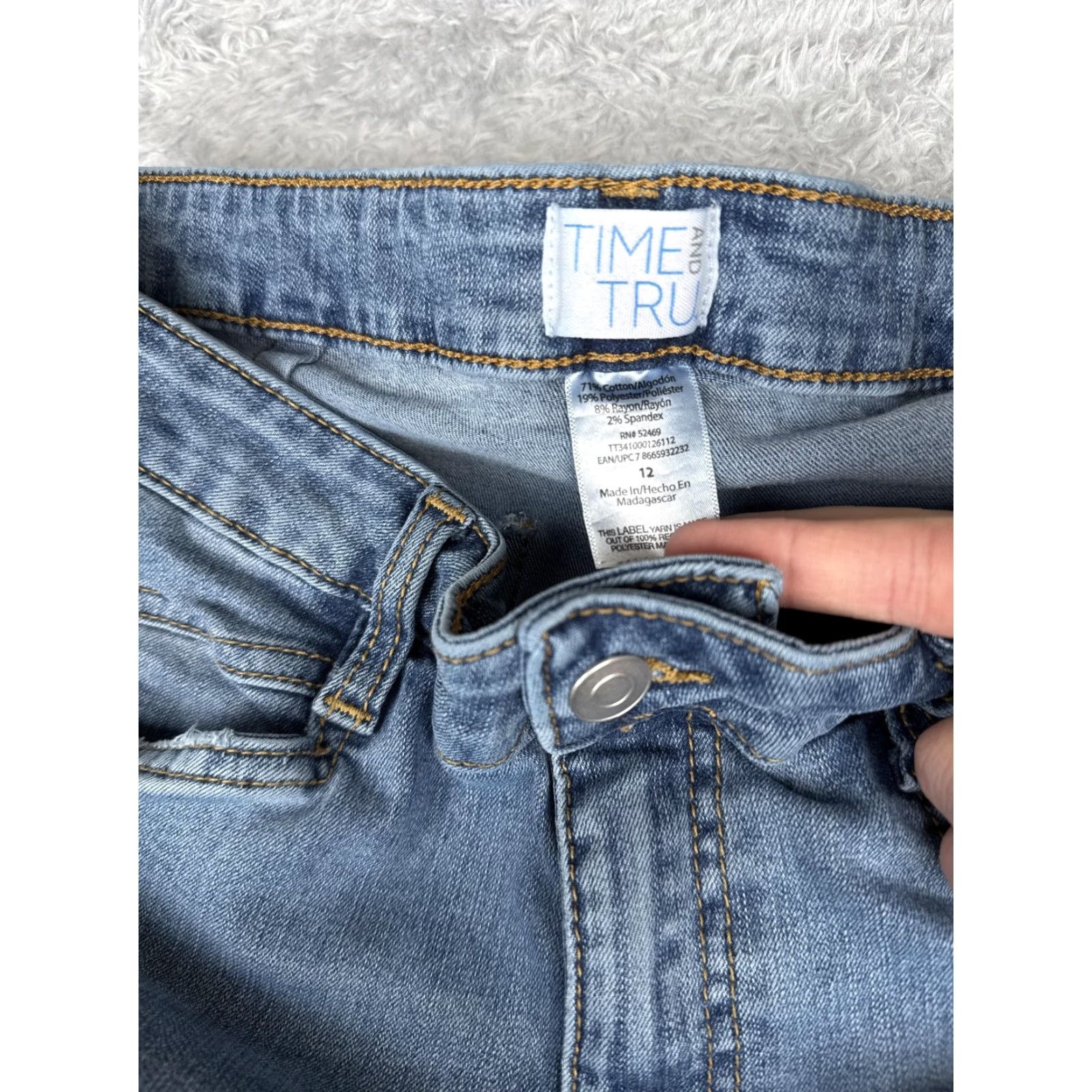 Vintage Time And Tru Jeans Womens 12 Blue Medium Wash Flare Regular Size 30x31 Denim Stretch 5-Pocket Pocket Jeans Womens Men’s? Size 34" / US 12 / IT 48 - 6 Thumbnail
