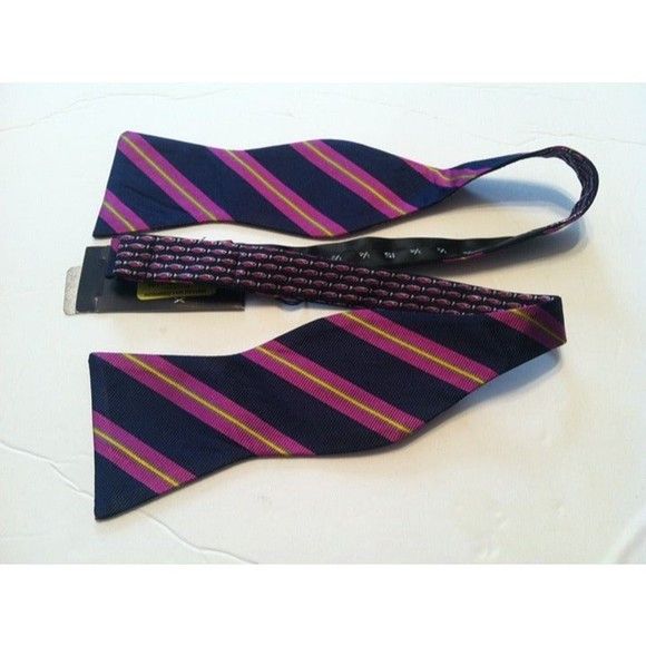 Daniel Cremieux DANIEL CREMIEUX MEN'S NAVY 100%SILK BOW TIE Size ONE SIZE - 2 Thumbnail