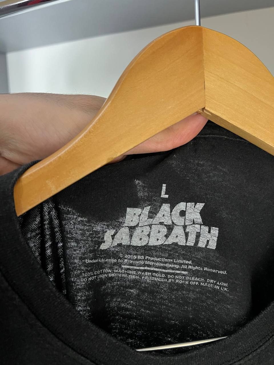 Band Tees VINTAGE BLACK SABBATH TOUR ROCK T-SHIRT METAL PUNK Y2K 90s Size US L / EU 52-54 / 3 - 8 Thumbnail