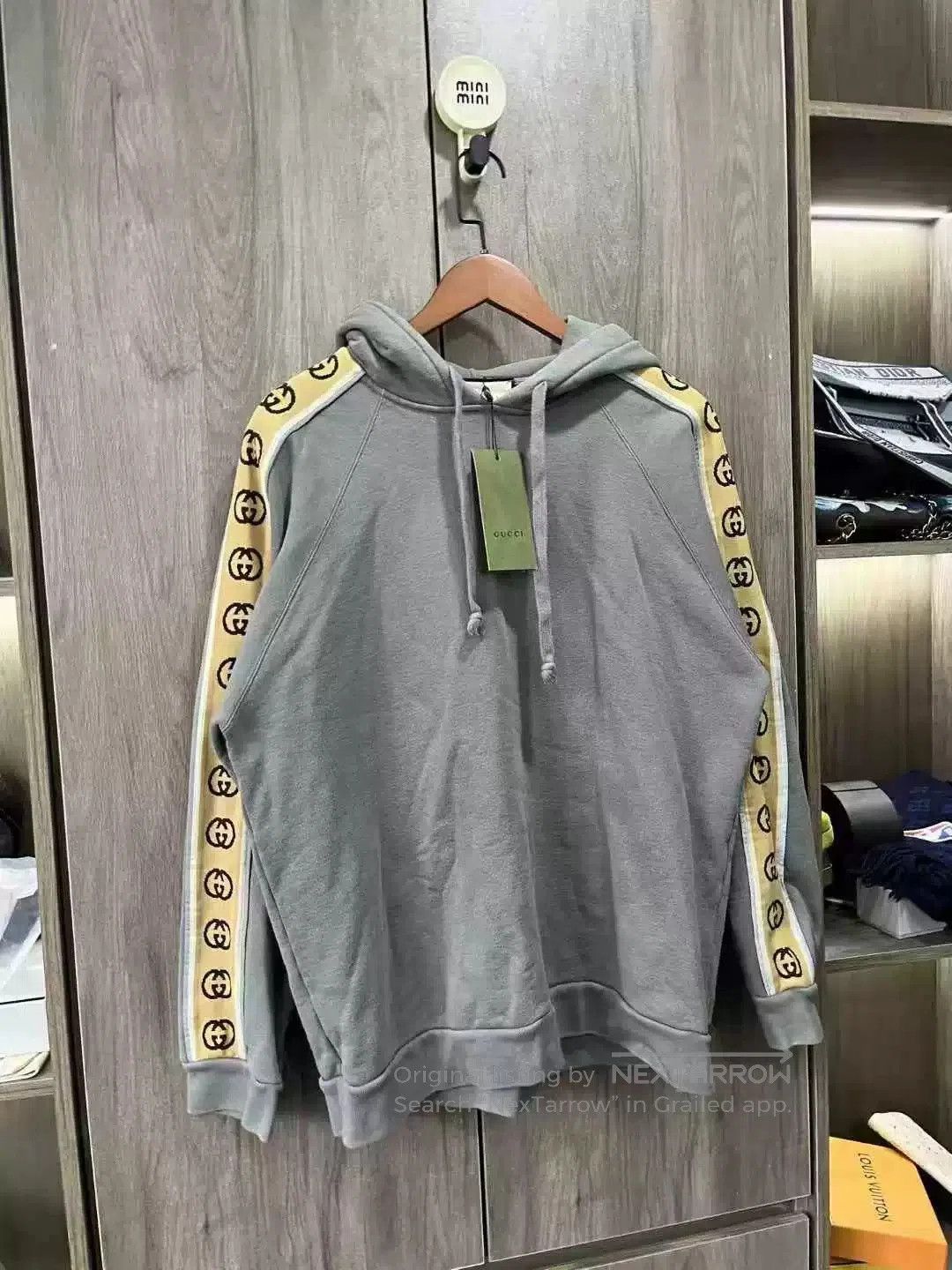 Gucci Gucci Gray Hoodie with Yellow Stripes. Size US L / EU 52-54 / 3 - 2 Thumbnail