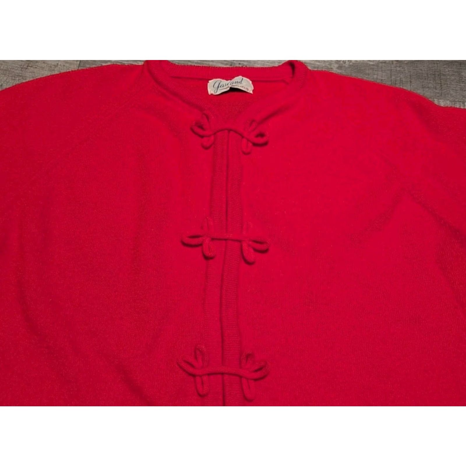 Vintage VINTAGE Garland Dreamspun Women's Red Pullover Sweater S/M 1950s 60s Secretary/Geek Look Mens? Size S / US 4 / IT 40 - 6 Thumbnail