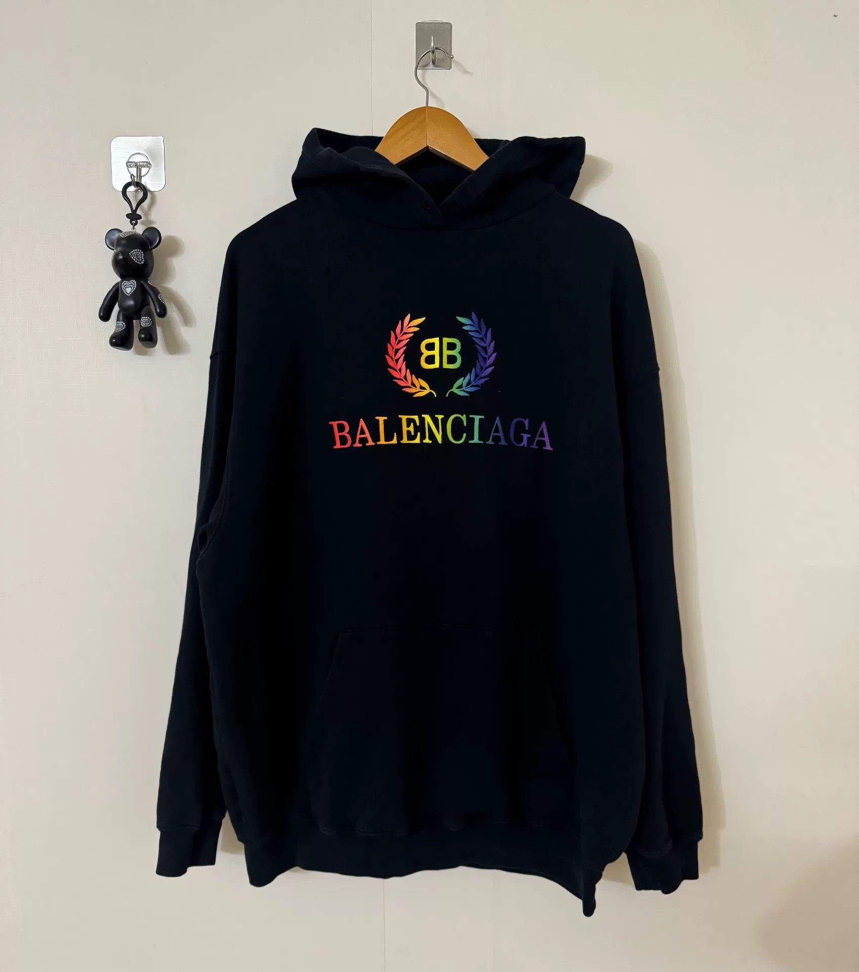 Balenciaga balenciaga rainbow embroidered hoodie Size US S / EU 44-46 / 1 - 1 Thumbnail