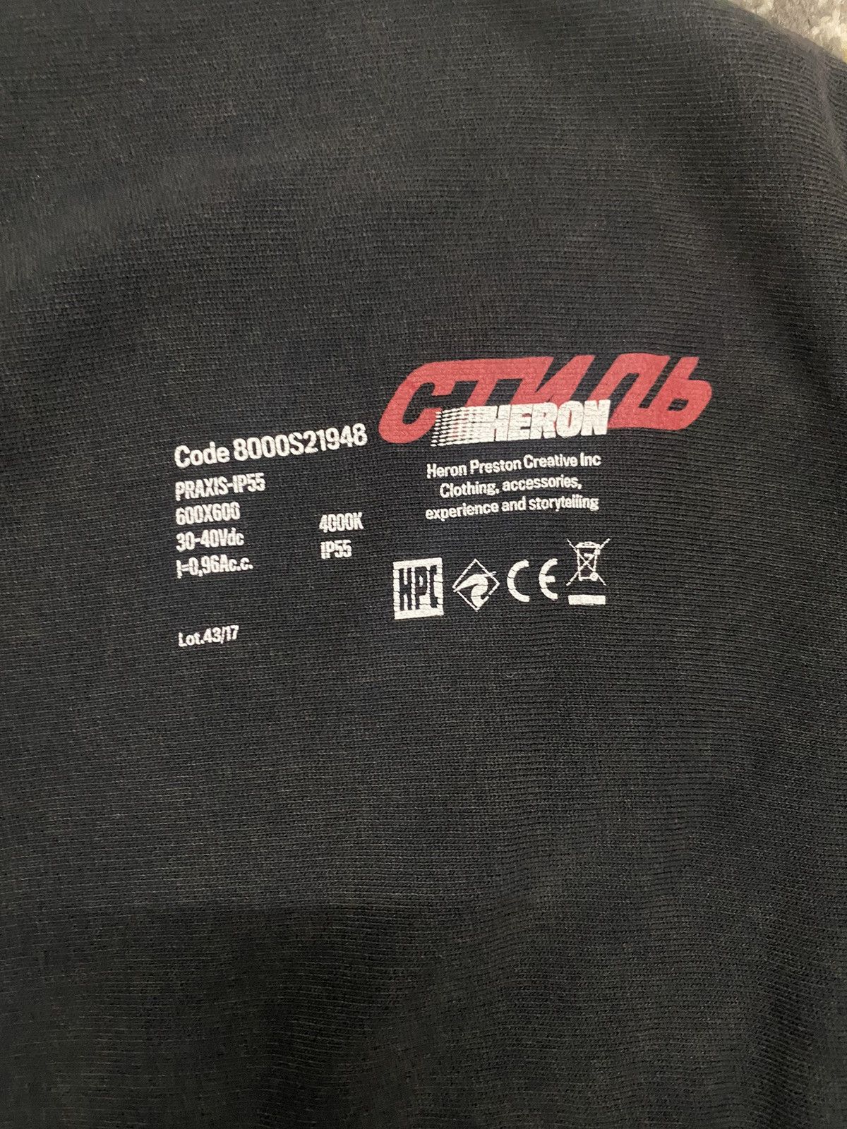 Heron Preston HERON PRESTON DOVER MAGICIAN CODE 8000S21948 Size US XL / EU 56 / 4 - 6 Thumbnail