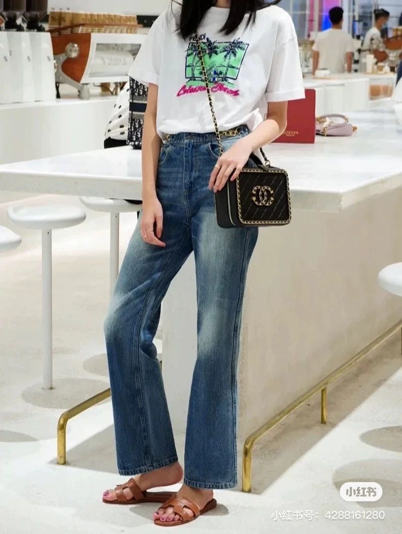 Fendi Fendi Sequin Palm Tree Graphic Short Sleeve TShirt Size S / US 4 / IT 40 - 7 Thumbnail