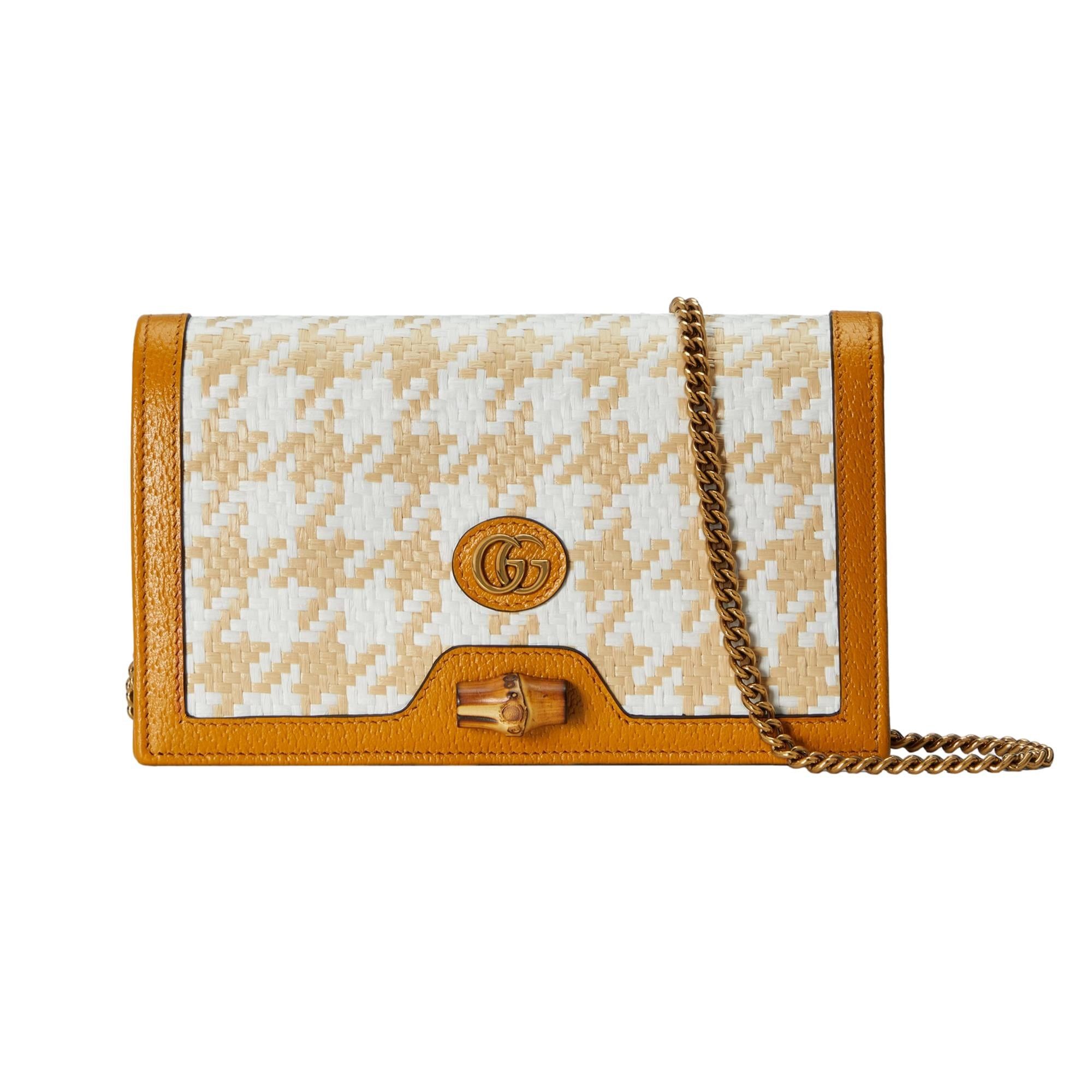 image of NWT Gucci Diana Raffia Calfskin Houndstooth Bamboo Mini Crossbody Bag in Beige, Women's