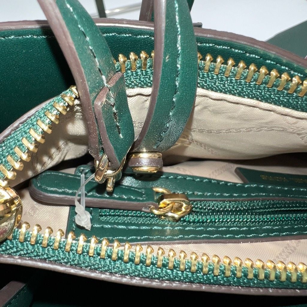 Michael Kors Michael Kors Mercer Large Saffiano Leather Tote Bag in Deep Green Size ONE SIZE - 11 Thumbnail