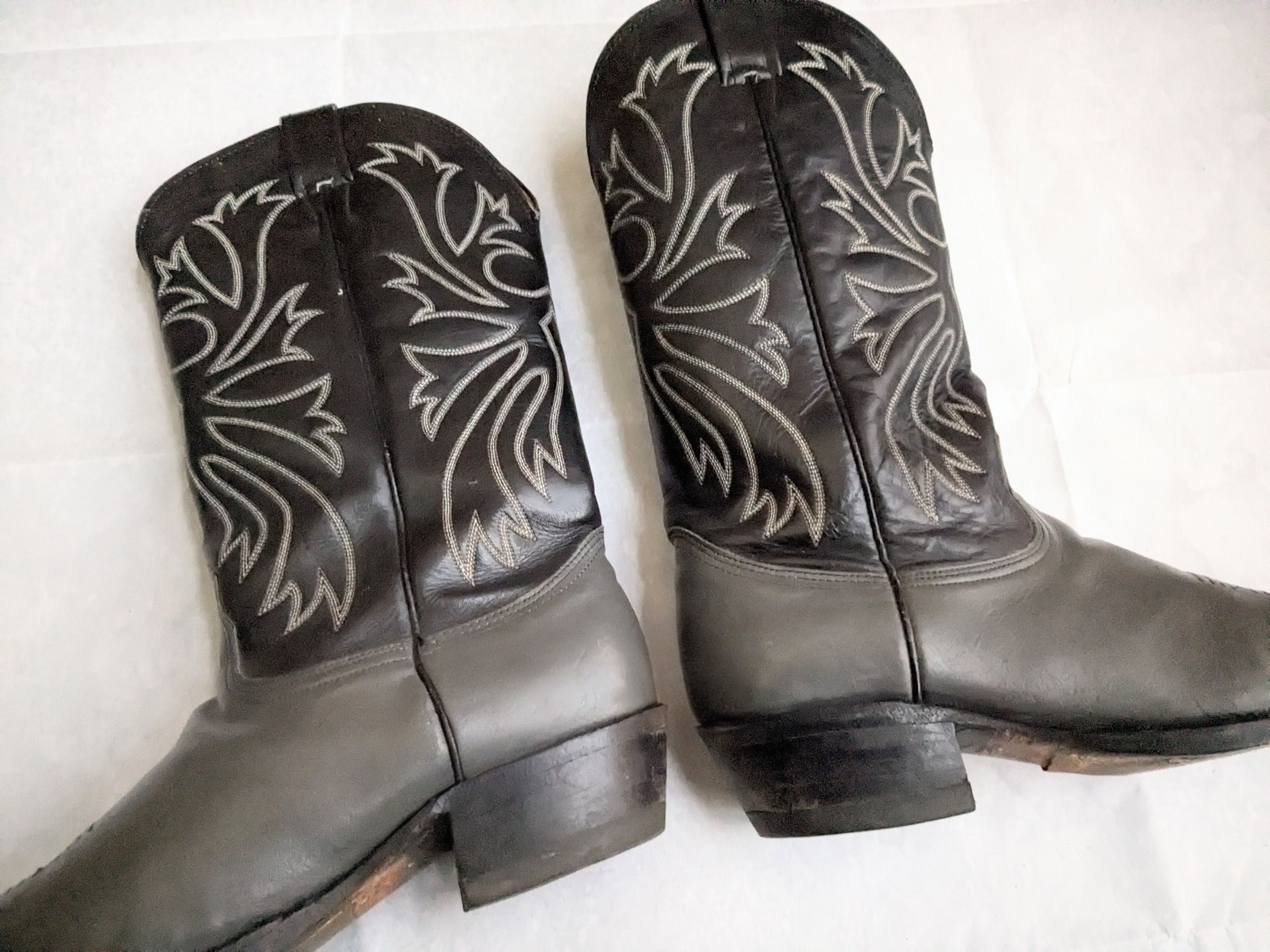 Genuine Leather Nocona Cowboy Boots Gray Black Leather 10.5 D USA Size US 10.5 / EU 43-44 - 10 Thumbnail