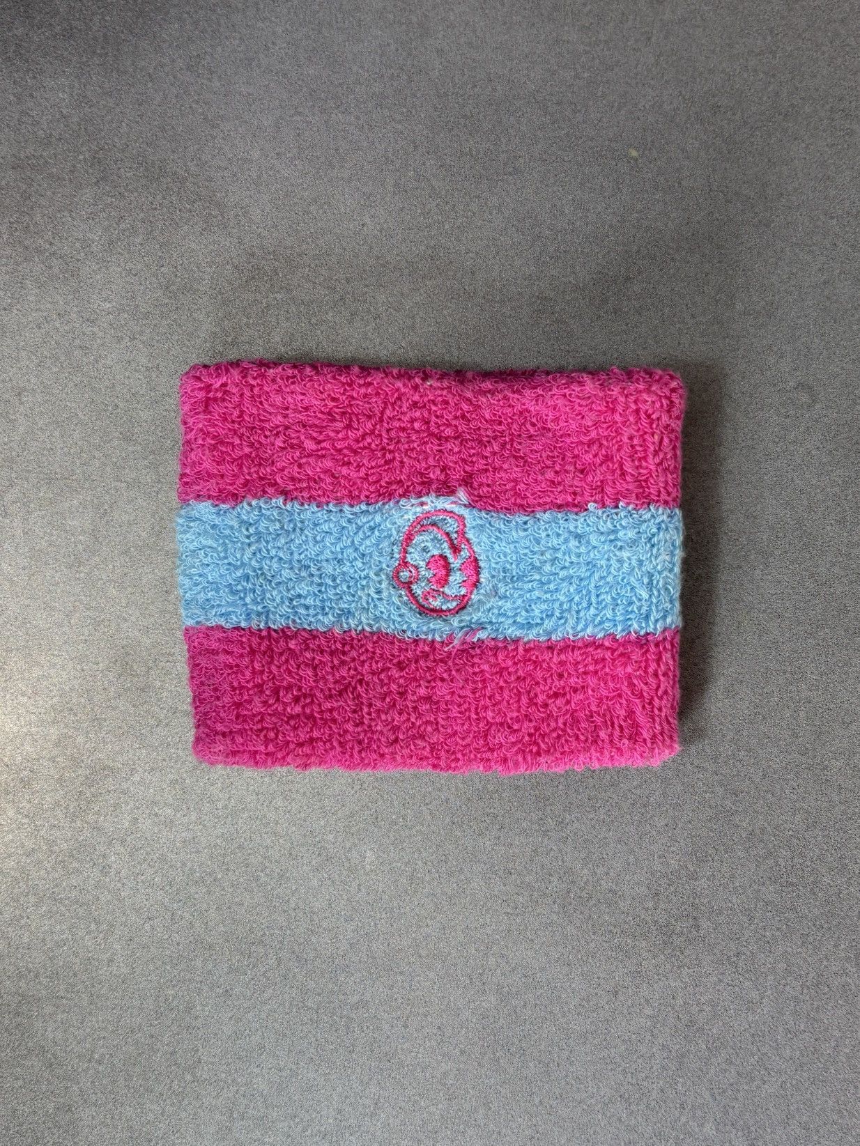 Kid Robot 2004 Kid Robot Wristband Terry Cloth Sport Tennis Sweat Band Size ONE SIZE - 9 Thumbnail