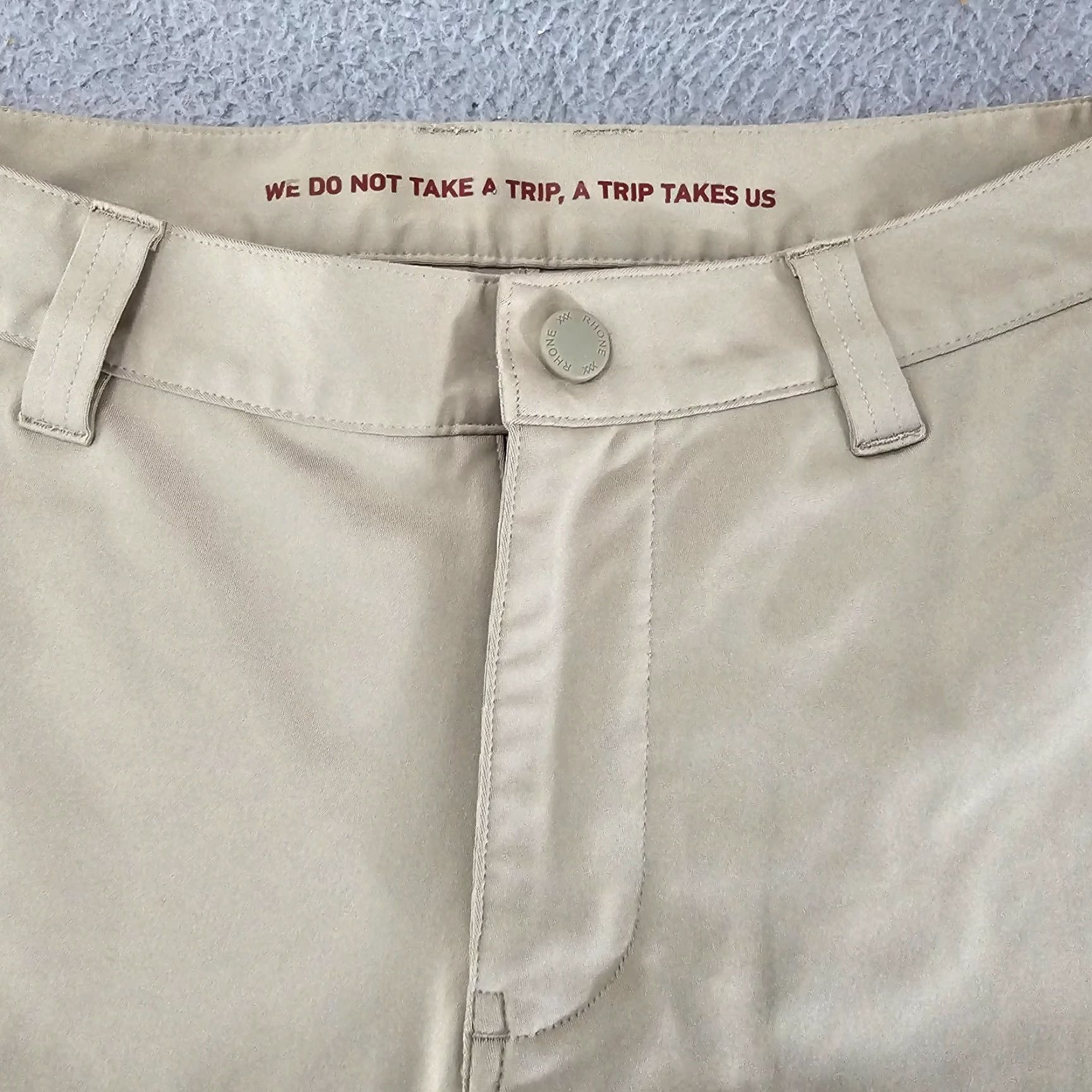 Rhone Rhone Mens Shorts Khaki Flat Front 30 Chino Casual Golf Outdoor Stretch 10" Size US 30 / EU 46 - 2 Thumbnail