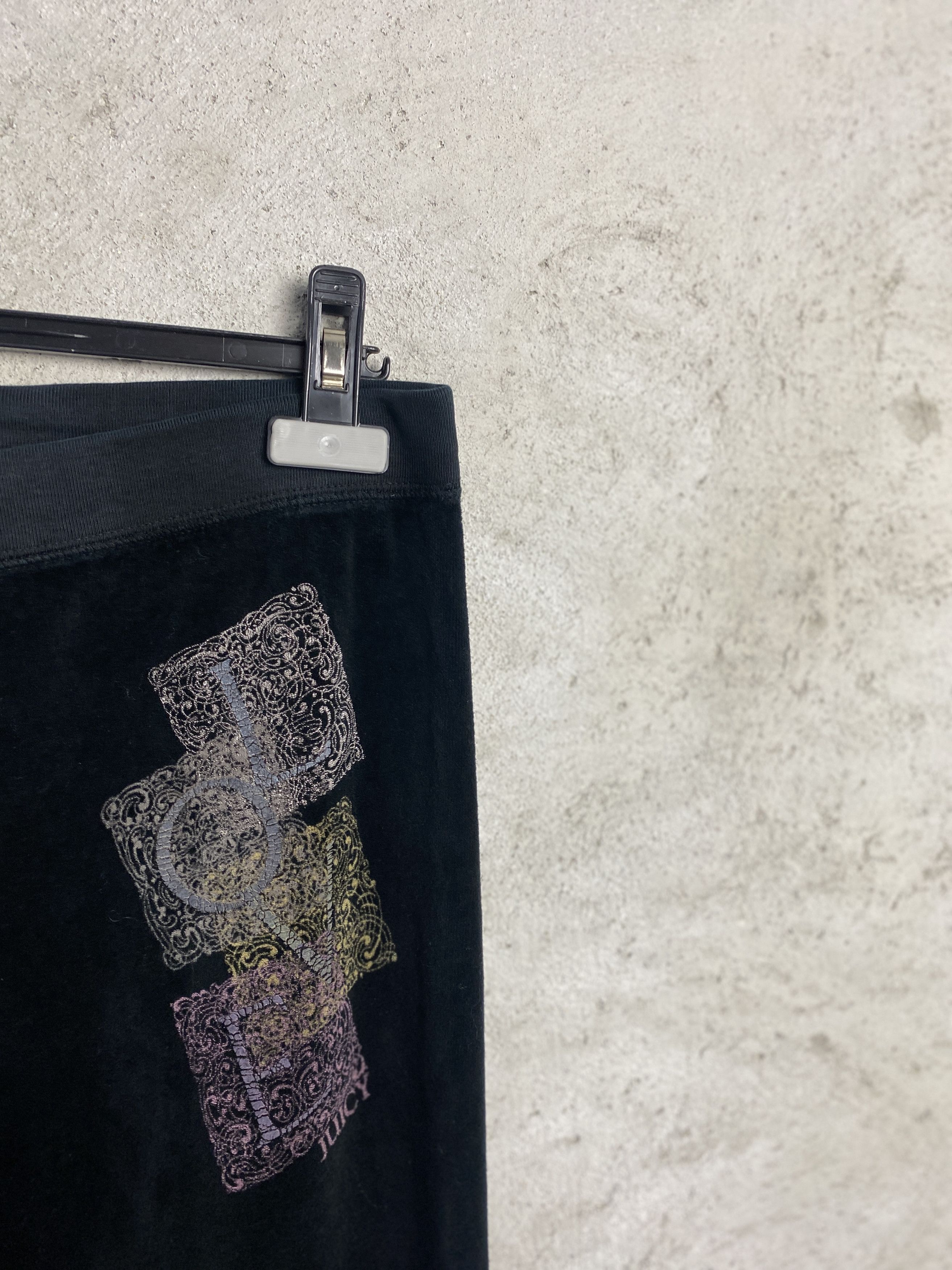 Juicy Couture Juicy Couture vintage sweatpants flare velvet velour y2k 00s Size 32" / US 10 / IT 46 - 2 Thumbnail