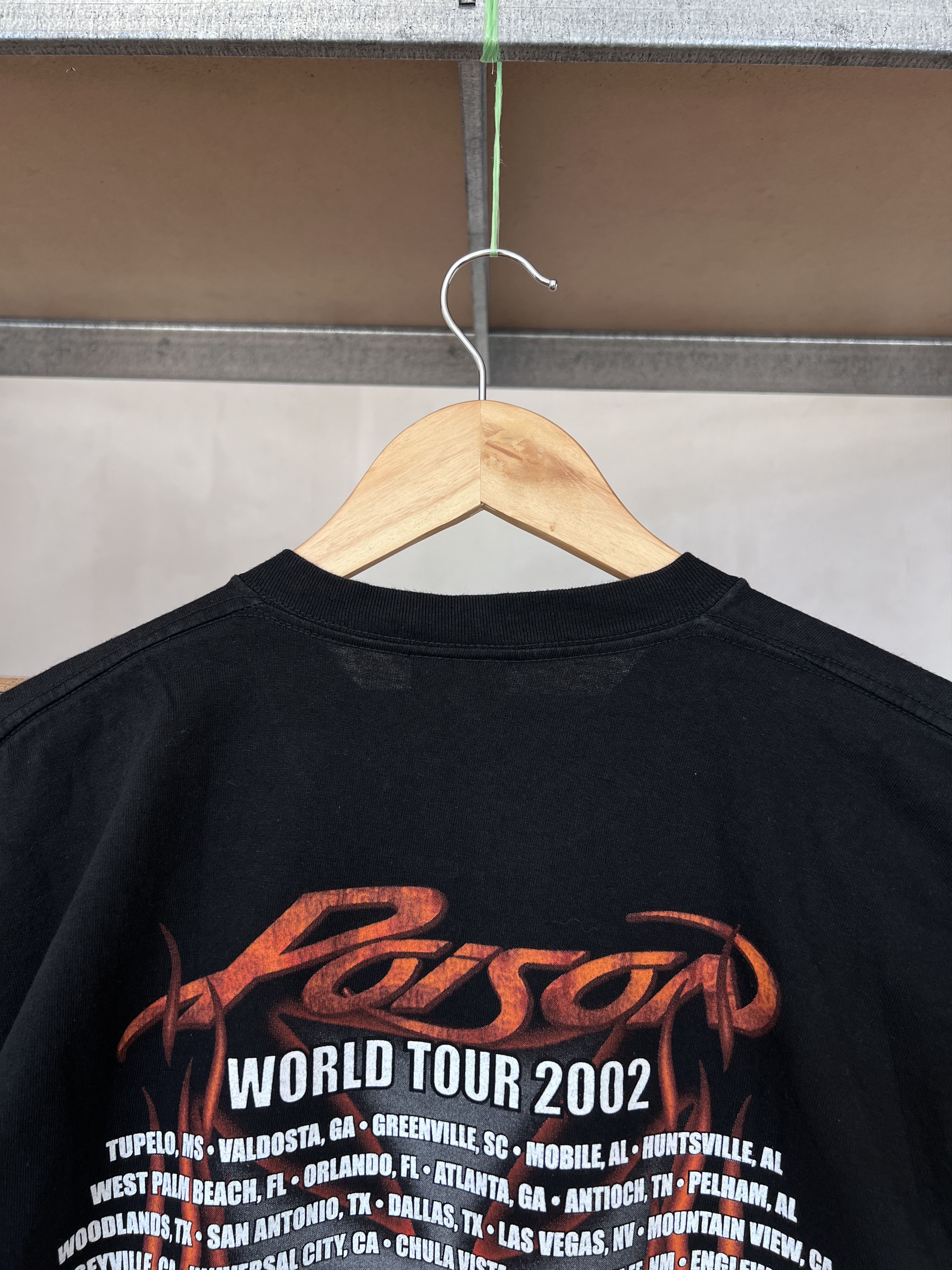 Band Tees Vintage 2002 Poison rock band tour T-shirt Size US L / EU 52-54 / 3 - 10 Thumbnail