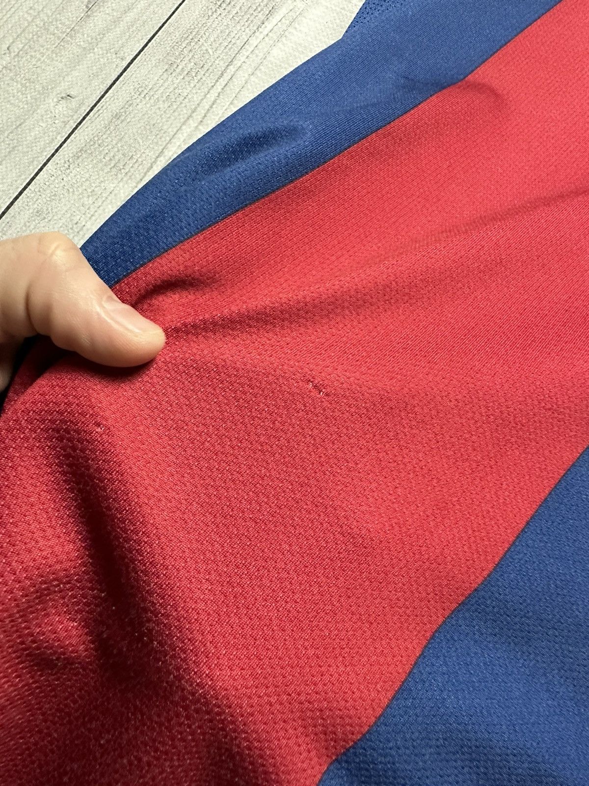 Nike × Vintage Vintage Nike Barcelona soccer jersey 150 years rare size L Size US L / EU 52-54 / 3 - 4 Thumbnail