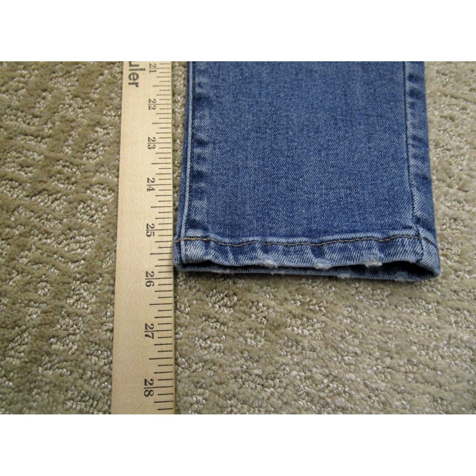 Vintage BKE Jeans Women 29 Buckle Ankle Slim Fit Light Wash Denim Pants Blue 5-Pocket Logo Modern Slimming Womens Jeans Use 29 Buckle Bke Style: Ankle Size 29" - 7 Thumbnail