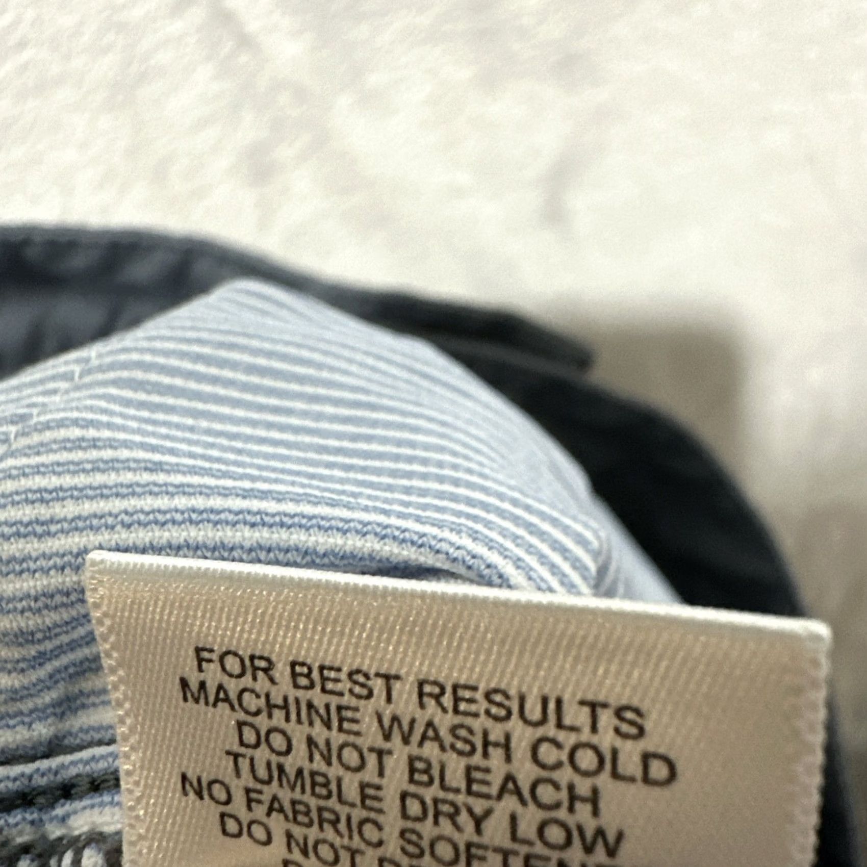 Peter Millar VINTAGE? No. Peter Millar Brentwood Performance Pants Men's 34 Gray Classic Fit Logo Pants Size US 34 / EU 50 - 7 Thumbnail