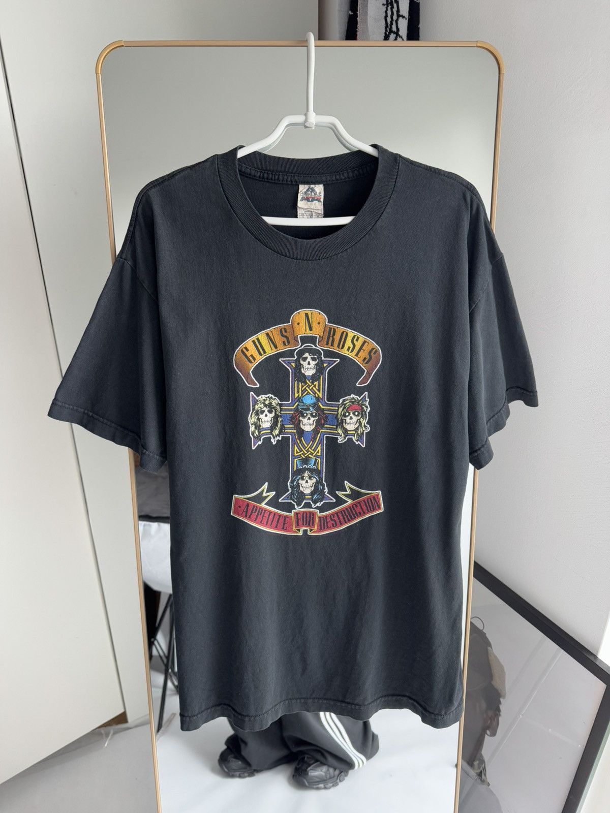 Band Tees Vintage Guns N Roses Appetite for Destruction T Shirt Size US L / EU 52-54 / 3 - 12 Thumbnail