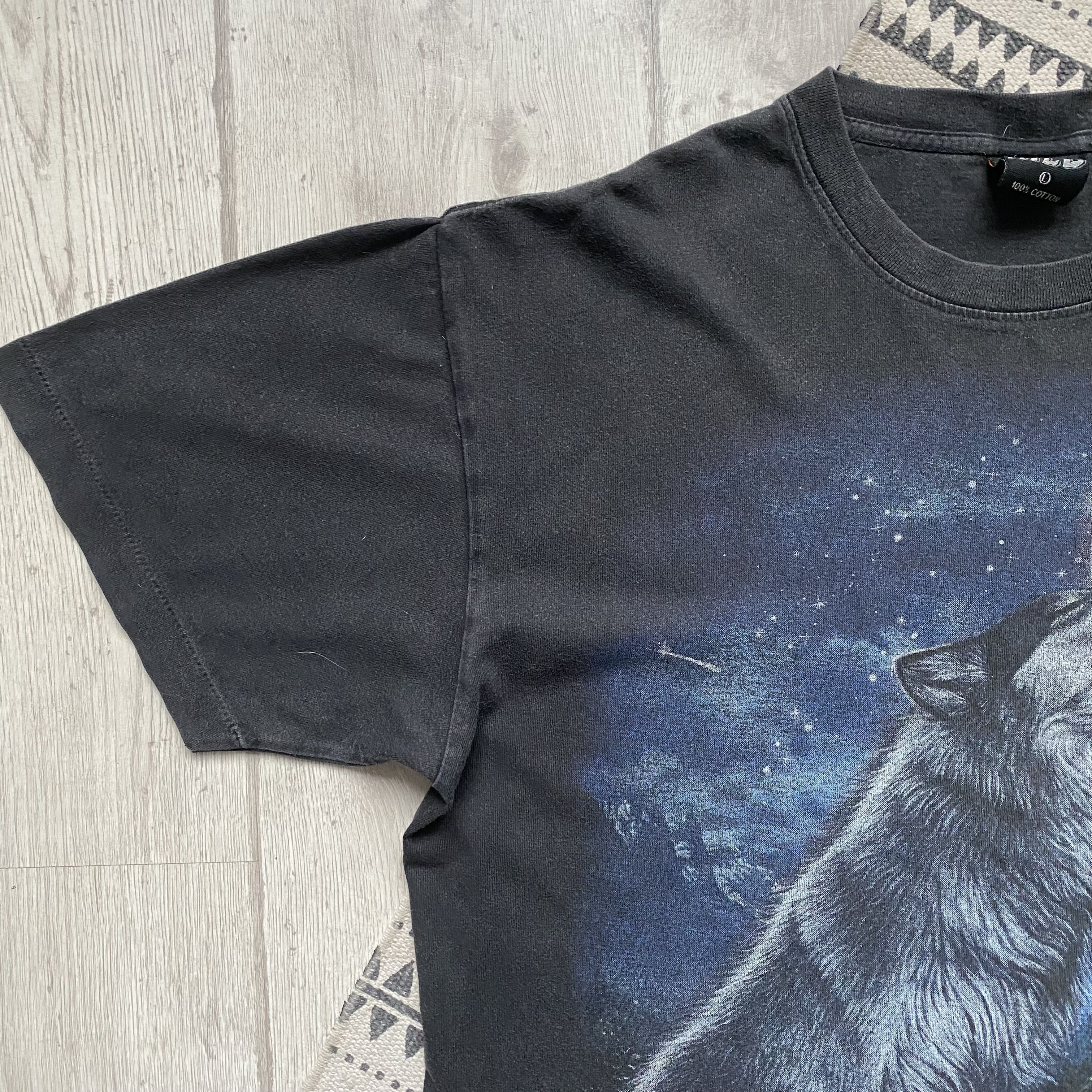 The Mountain 🐺 Vintage 90s Faded Animal Wolf Forest tee WILD Wolves Size US M / EU 48-50 / 2 - 4 Thumbnail