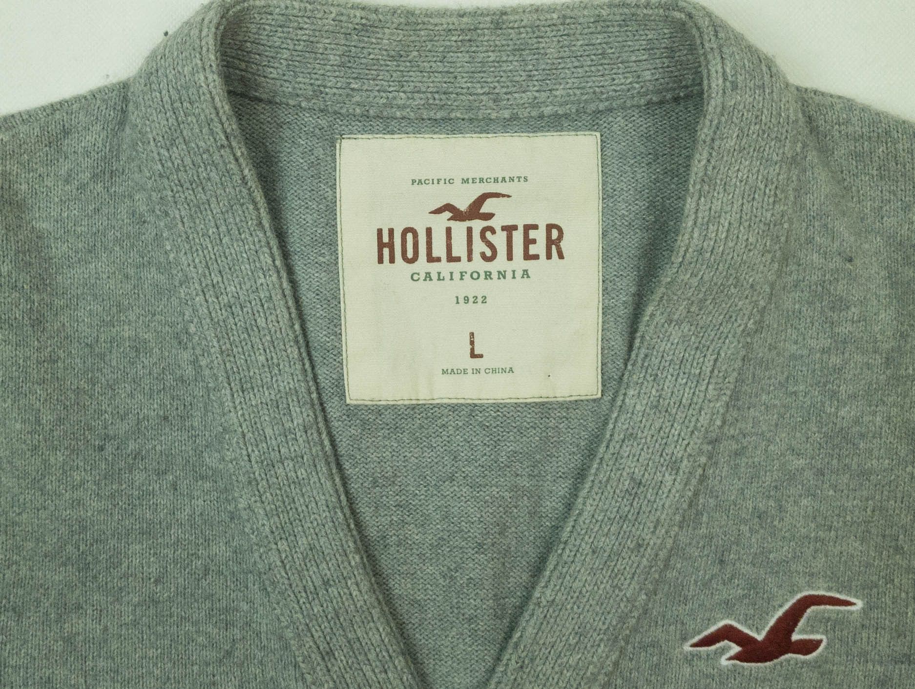 Hollister Hollister mens jumper cardigan size M ( LABEL L) gc Size US M / EU 48-50 / 2 - 5 Thumbnail