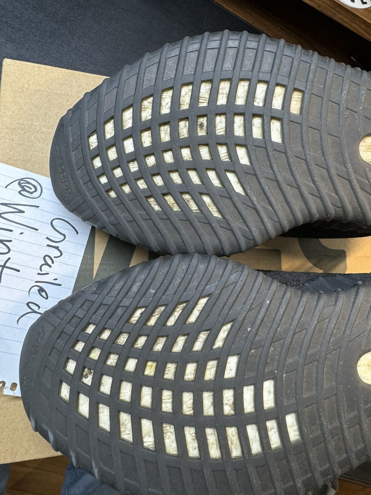 Adidas × Kanye West × Yeezy Yeezy Boost 350 V2 Oreo - 9.5M - Good Condition Size US 9.5 / EU 42-43 - 19 Thumbnail