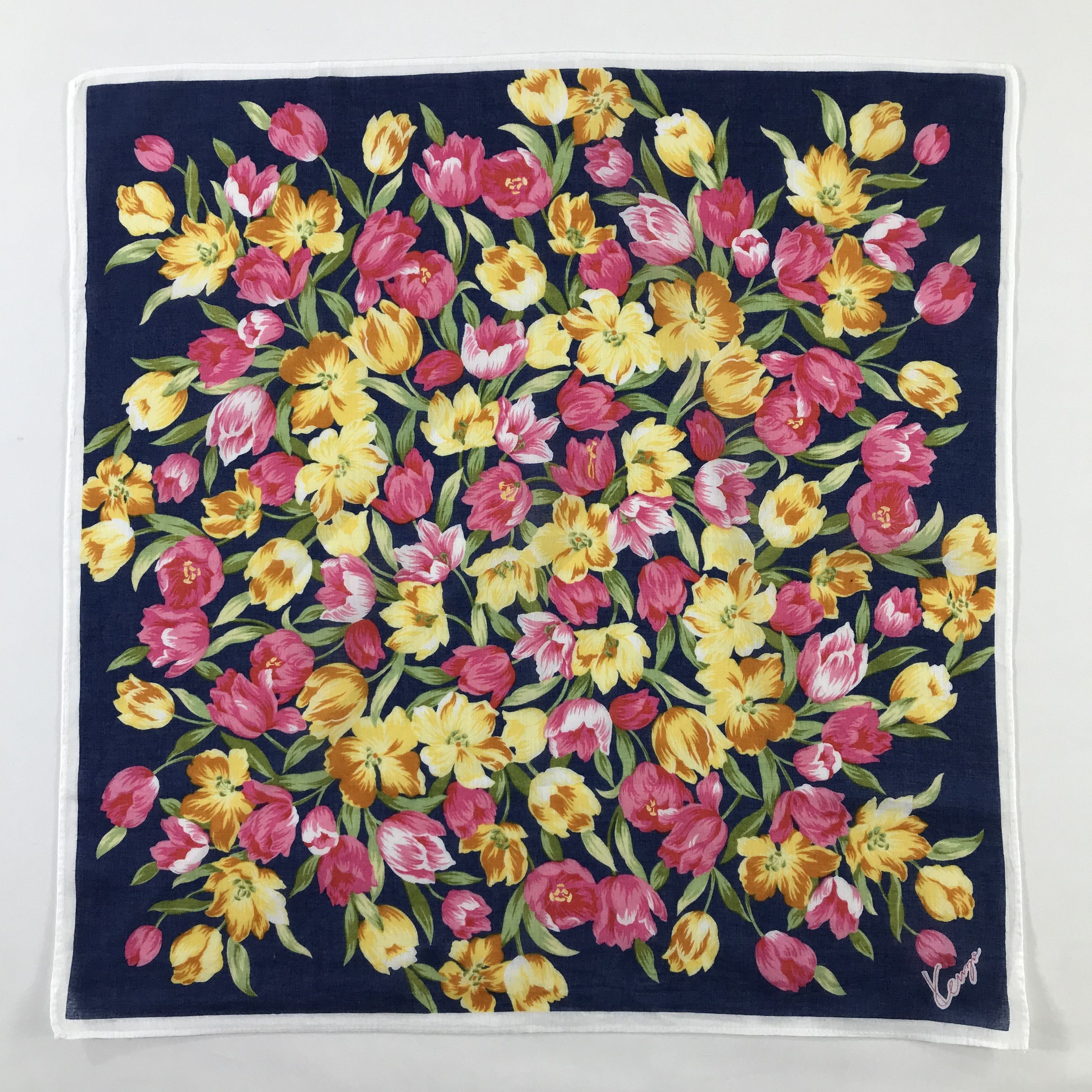 Kenzo × Vintage Kenzo Bandana / Handkerchief / Neckerchief - S715 Size ONE SIZE - 1 Thumbnail
