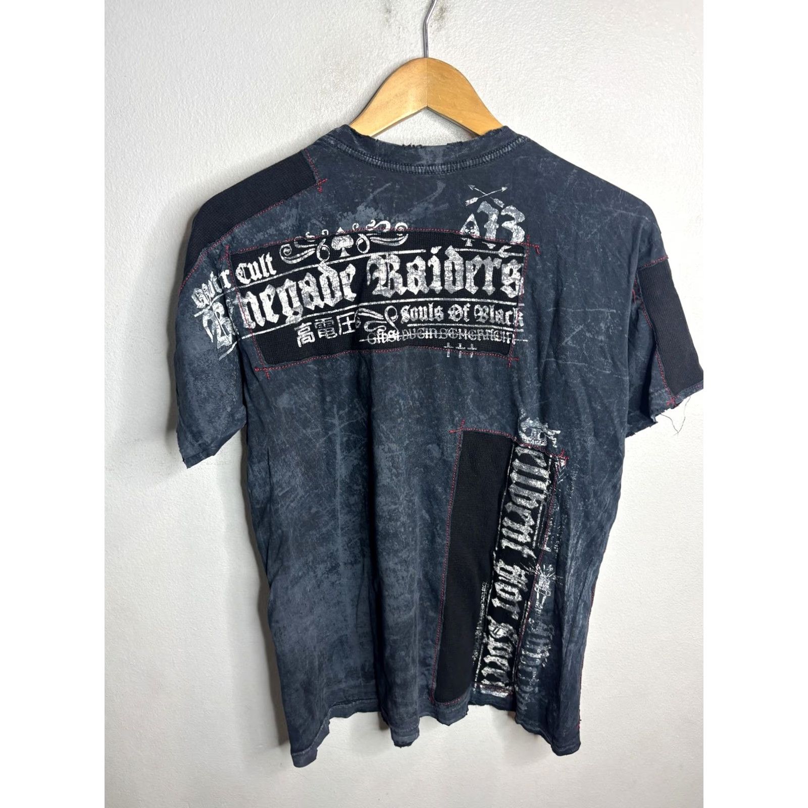 Affliction Affliction Shirt Mens M Black Skull Feather Graphic Distressed Biker Tee Size US M / EU 48-50 / 2 - 4 Thumbnail