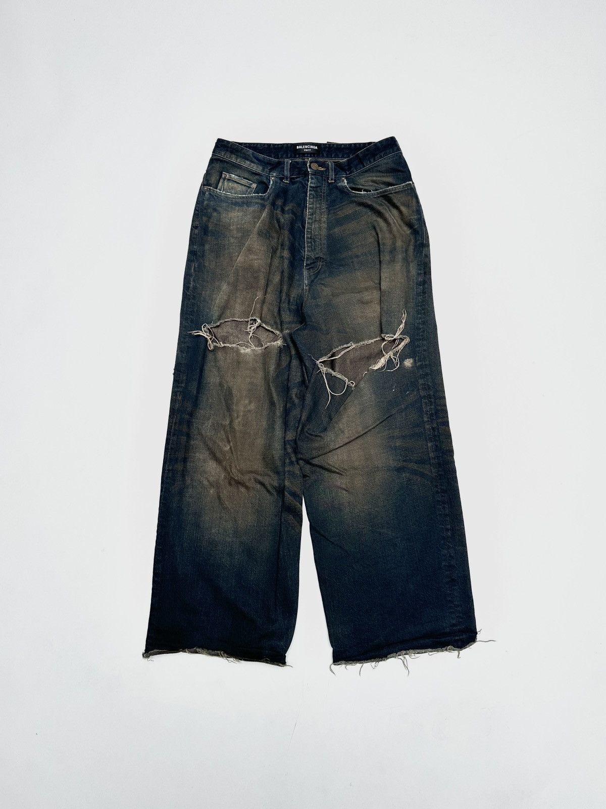 Balenciaga Balenciaga Skater Pant Dirty Dark Blue Denim Prototype Size US 30 / EU 46 - 13 Thumbnail