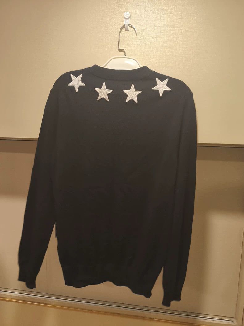 Givenchy Givenchy SizeOS True black star-knit sweater, 100% cashmere Size US M / EU 48-50 / 2 - 4 Thumbnail
