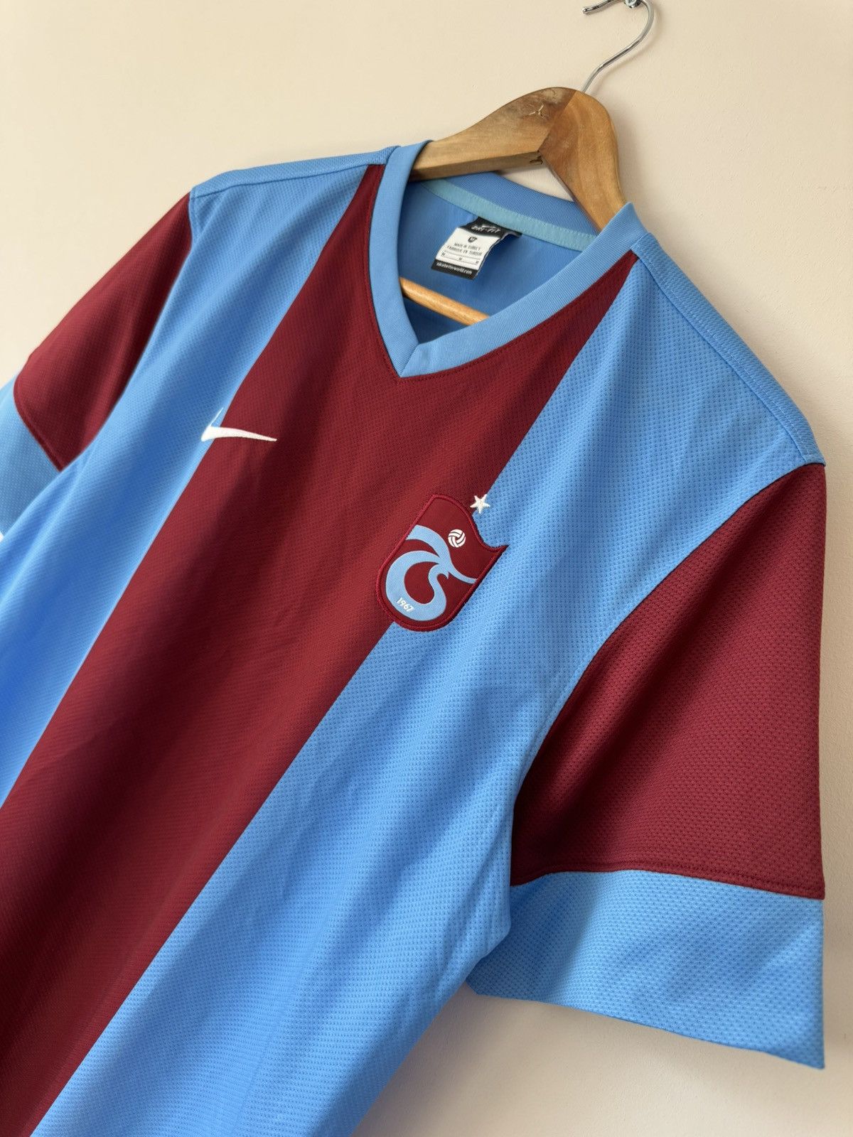 Nike Trabzonspor 2013-2014 Home Soccer Jersey Nike Football Shirt Size US M / EU 48-50 / 2 - 5 Thumbnail