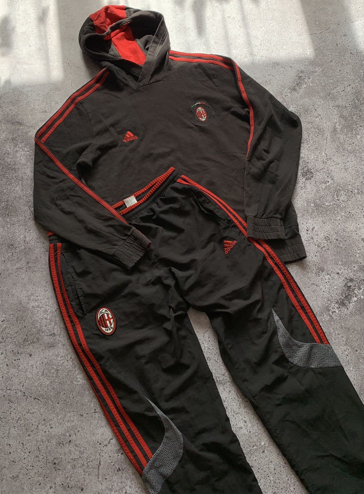 Vintage 🔥VINTAGE ADIDAS AC MILAN TRACK SUIT 00’s BLOCKCORE STYLE Size US M / EU 48-50 / 2 - 3 Thumbnail