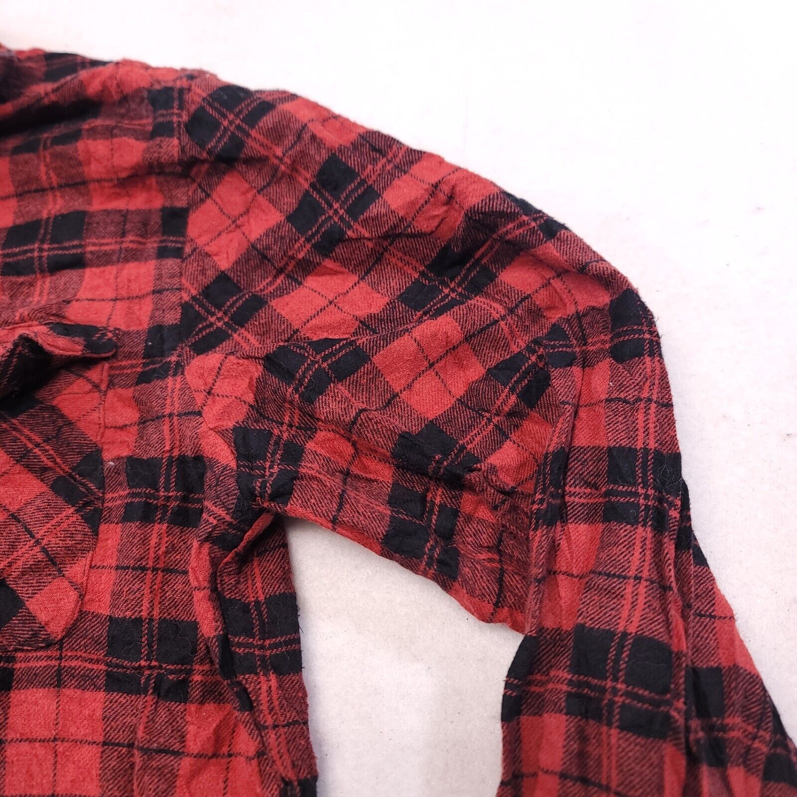 Mossimo Mossimo Tartan Flannel Button Up Shirt Mens Size M Red Black Size US M / EU 48-50 / 2 - 5 Thumbnail