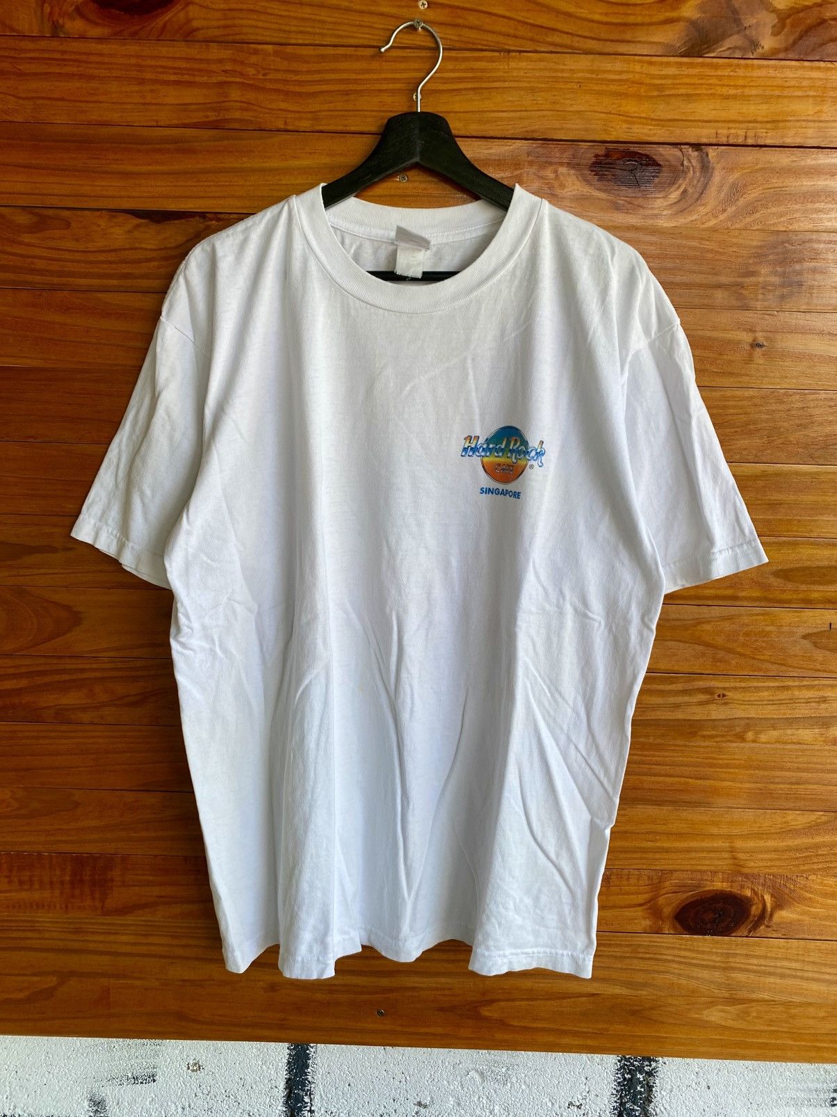 Hard Rock Cafe Vintage 90s Hard Rock Cafe Singapore T-Shirt White Flame Car Size US L / EU 52-54 / 3 - 7 Thumbnail