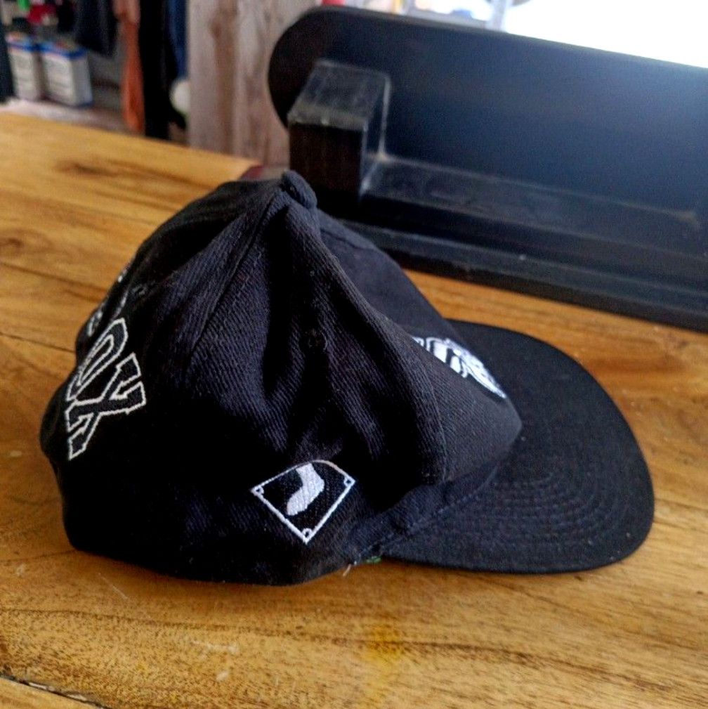 Sports Specialties Vintage Extremely Rare White Sox Blackdome Tupac Snapback Size ONE SIZE - 2 Thumbnail