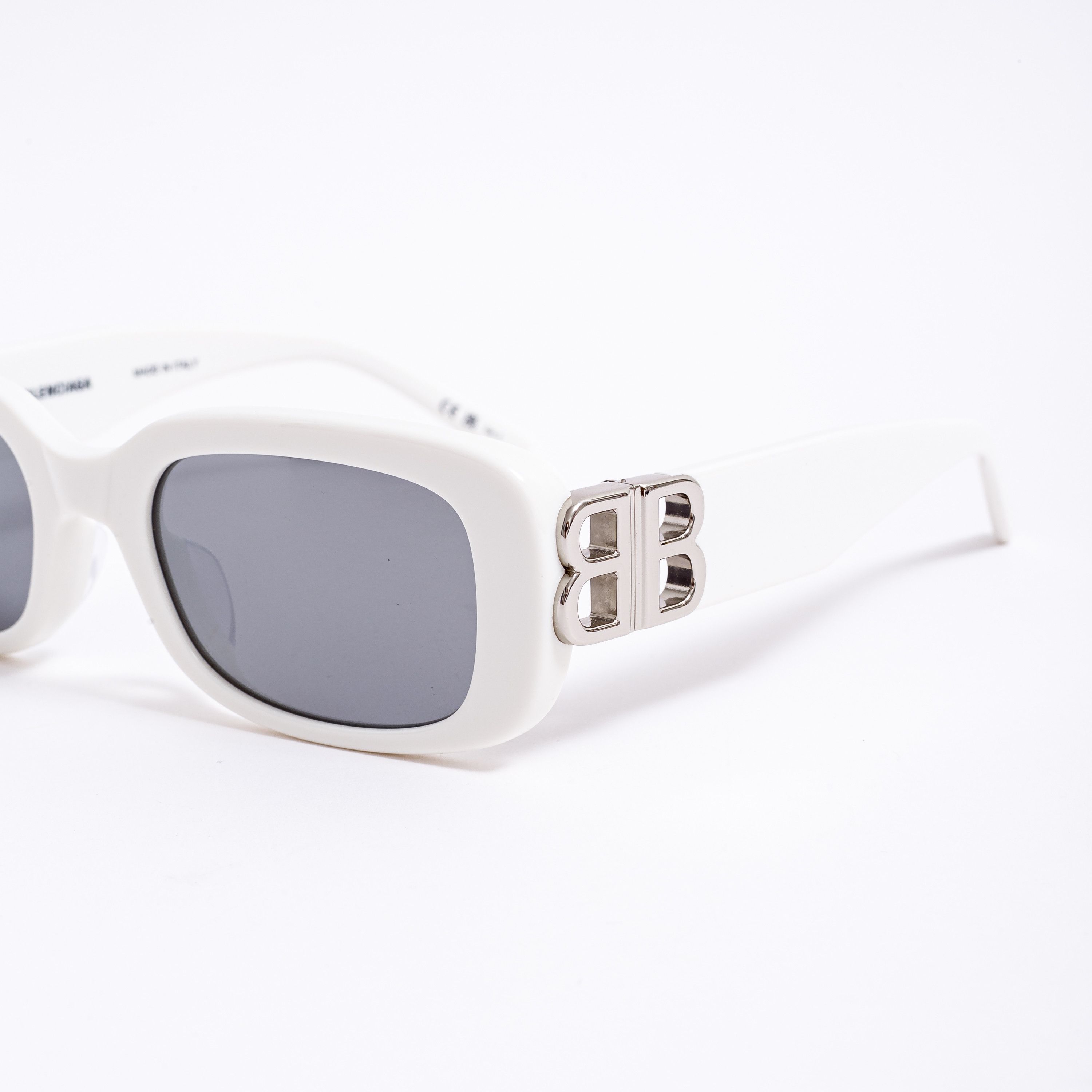 Balenciaga BALENCIAGA BB0310SK 003 Sunglasses WHITE Size ONE SIZE - 4 Thumbnail