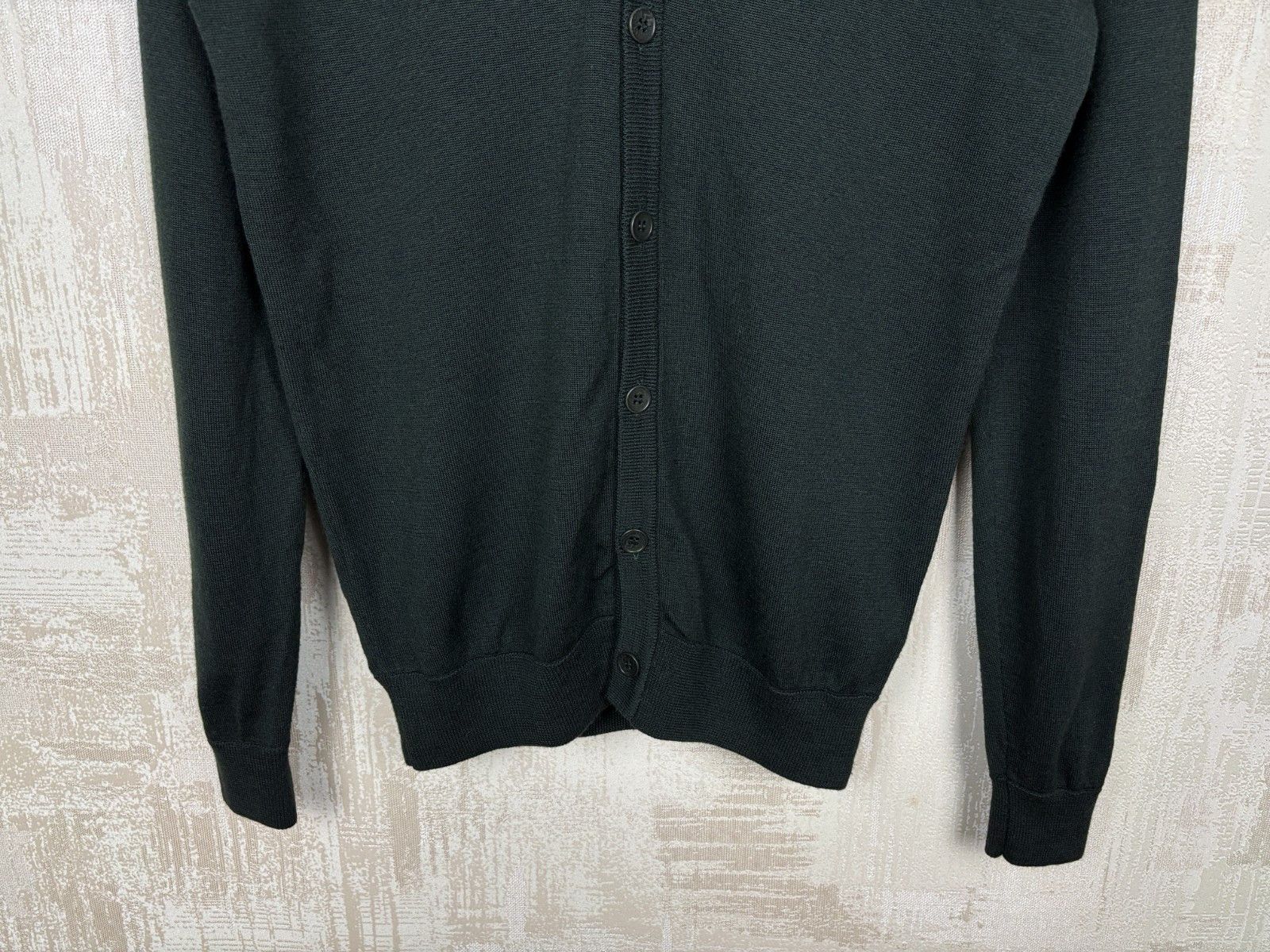 Cos COS Merino Wool Cardigan Sweater Jumper V-neck Size US S / EU 44-46 / 1 - 7 Thumbnail