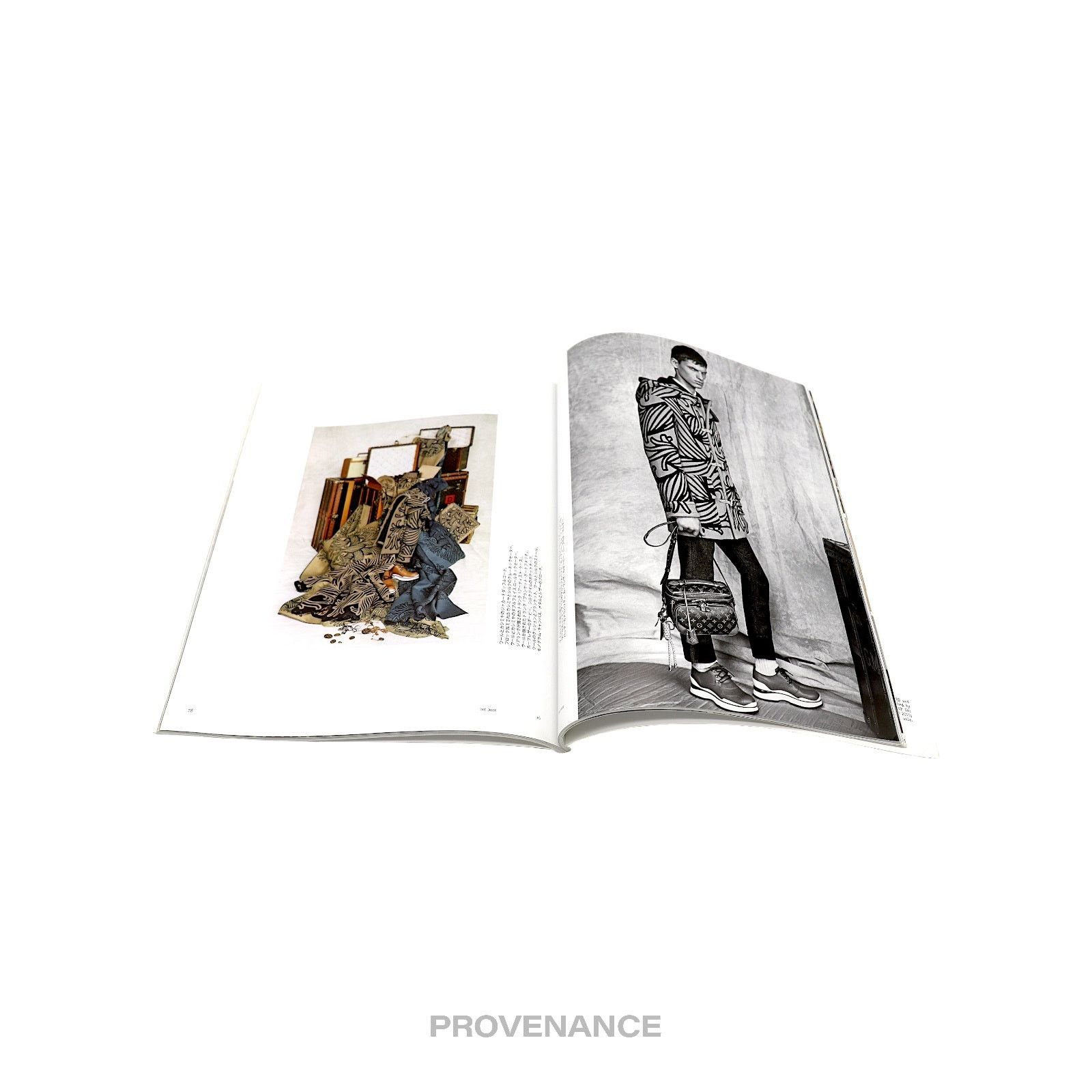 Louis Vuitton 🔴 Louis Vuitton - The Book #3 Size ONE SIZE - 4 Thumbnail